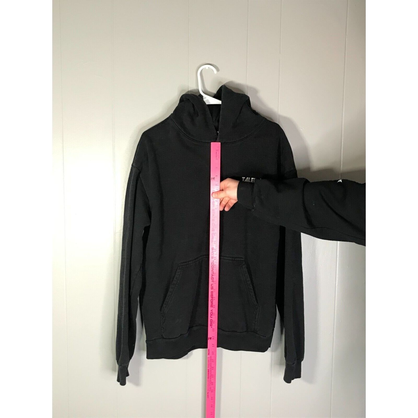Talentless Talentless Spellout Hoodie Unisex Size Large Black Pullover Size US L / EU 52-54 / 3 - 7 Thumbnail