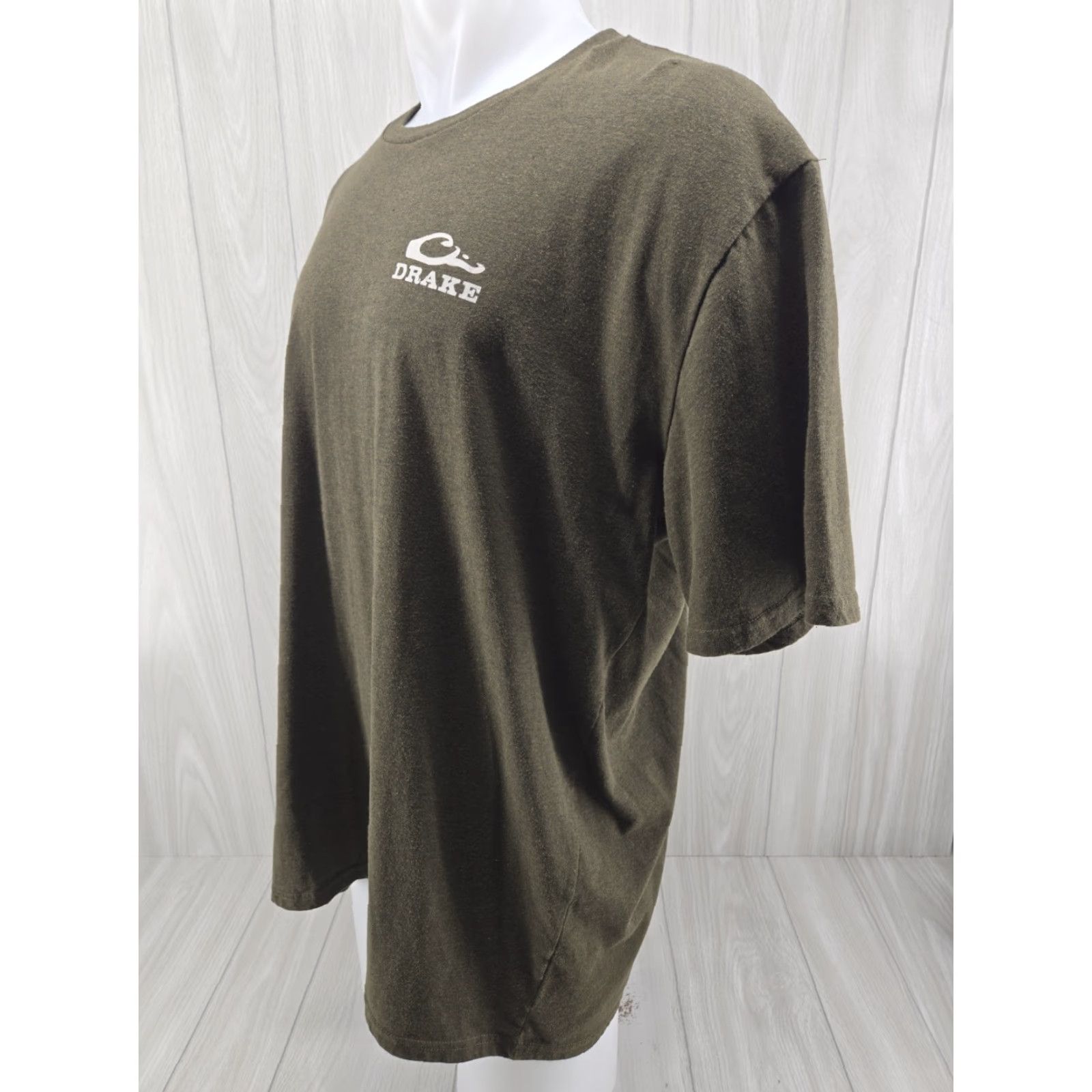 Vintage Drake Waterfowl Men's Short Sleeve T-Shirt 2XL Green Gun Flag Shirt Mens Regular Size 2XL Green Outdoors Logo Size US XXL / EU 58 / 5 - 4 Thumbnail