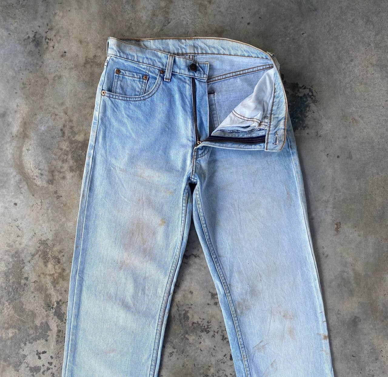 Levi's Vintage Clothing W28" VINTAGE LEVIS 503 YEAR 1989 LIGHTWASH DIRTY GRUNGE JEAN Size US 28 / EU 44 - 6 Thumbnail