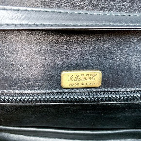 Bally Vintage Bally Black Leather Crossbody Shoulder Bag Size ONE SIZE - 10 Thumbnail
