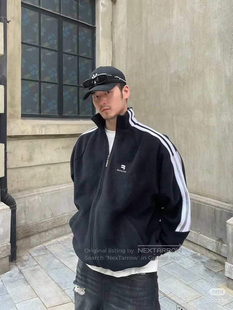 Balenciaga Balenciaga Fleece embroidery double hook logo jacket coat Size US S / EU 44-46 / 1 - 7 Thumbnail