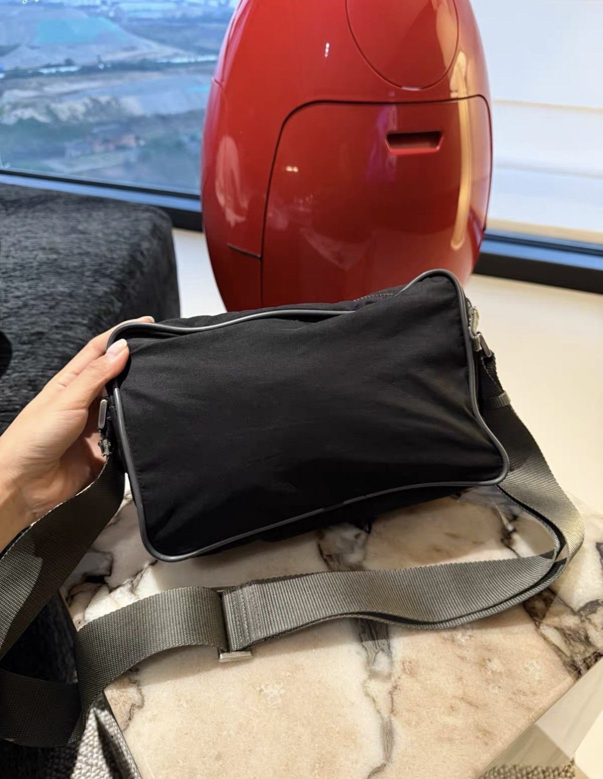Prada Prada Vintage 90s Label Parachute Crossbody Camera Bag J36 Size ONE SIZE - 2 Thumbnail
