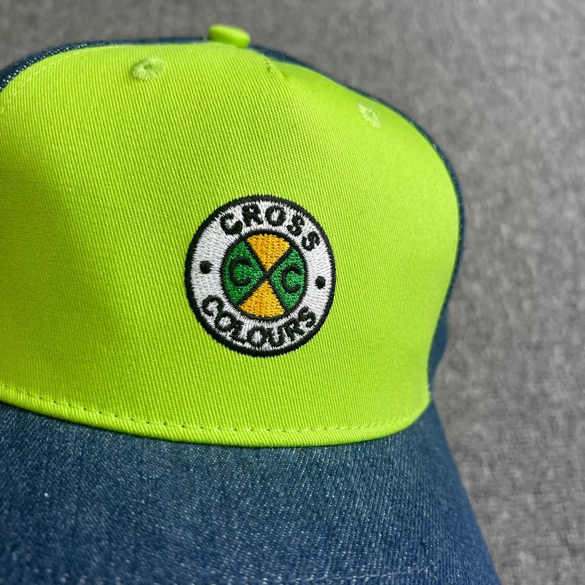 Cross Colours Cross Colours EmbroideredCurvedBrimBaseball Cap / Sun Hat。Q7 Size ONE SIZE - 2 Thumbnail