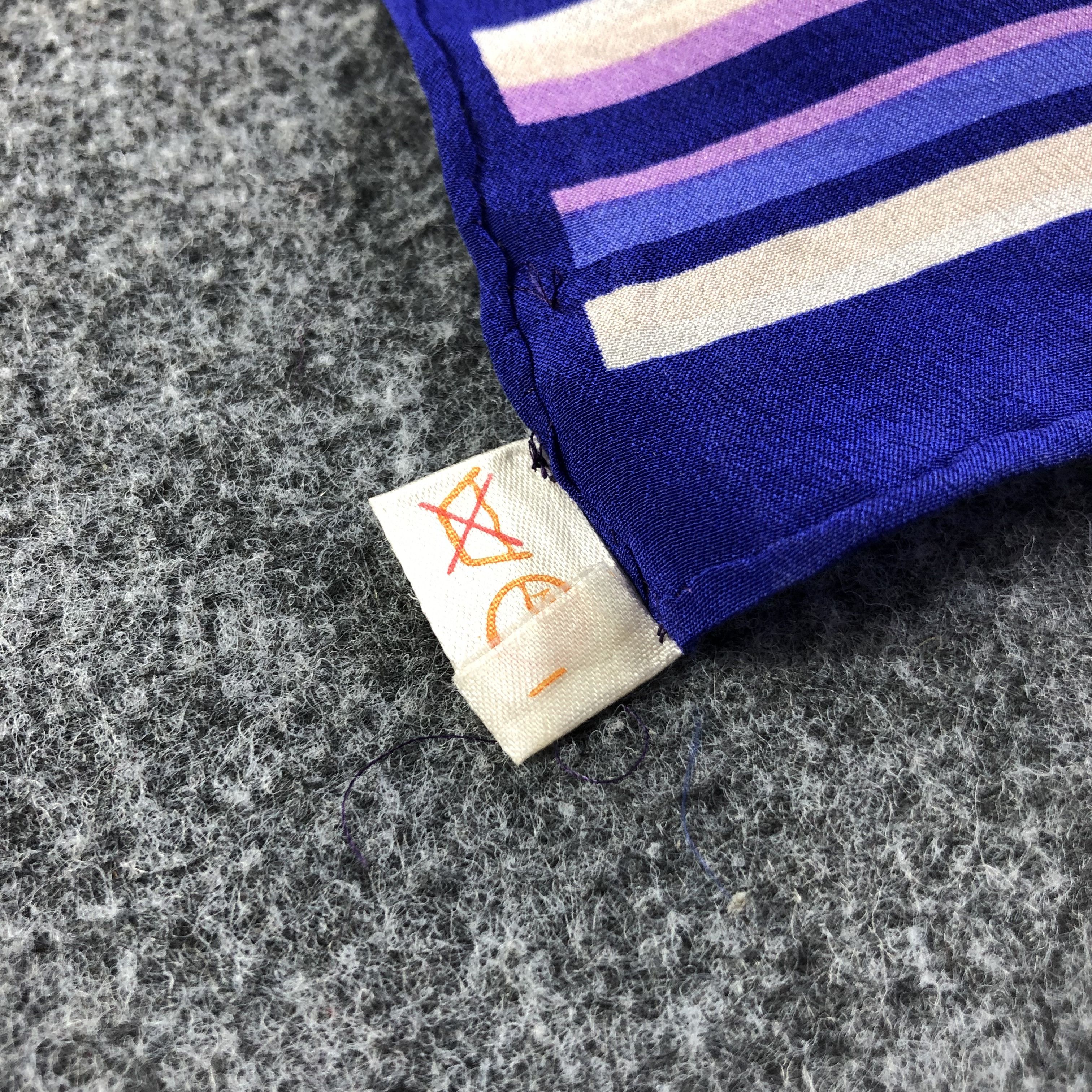 Vintage Vintage Luxury Hand Rolled Silk Stole Silk Scarf M742 Size ONE SIZE - 6 Thumbnail