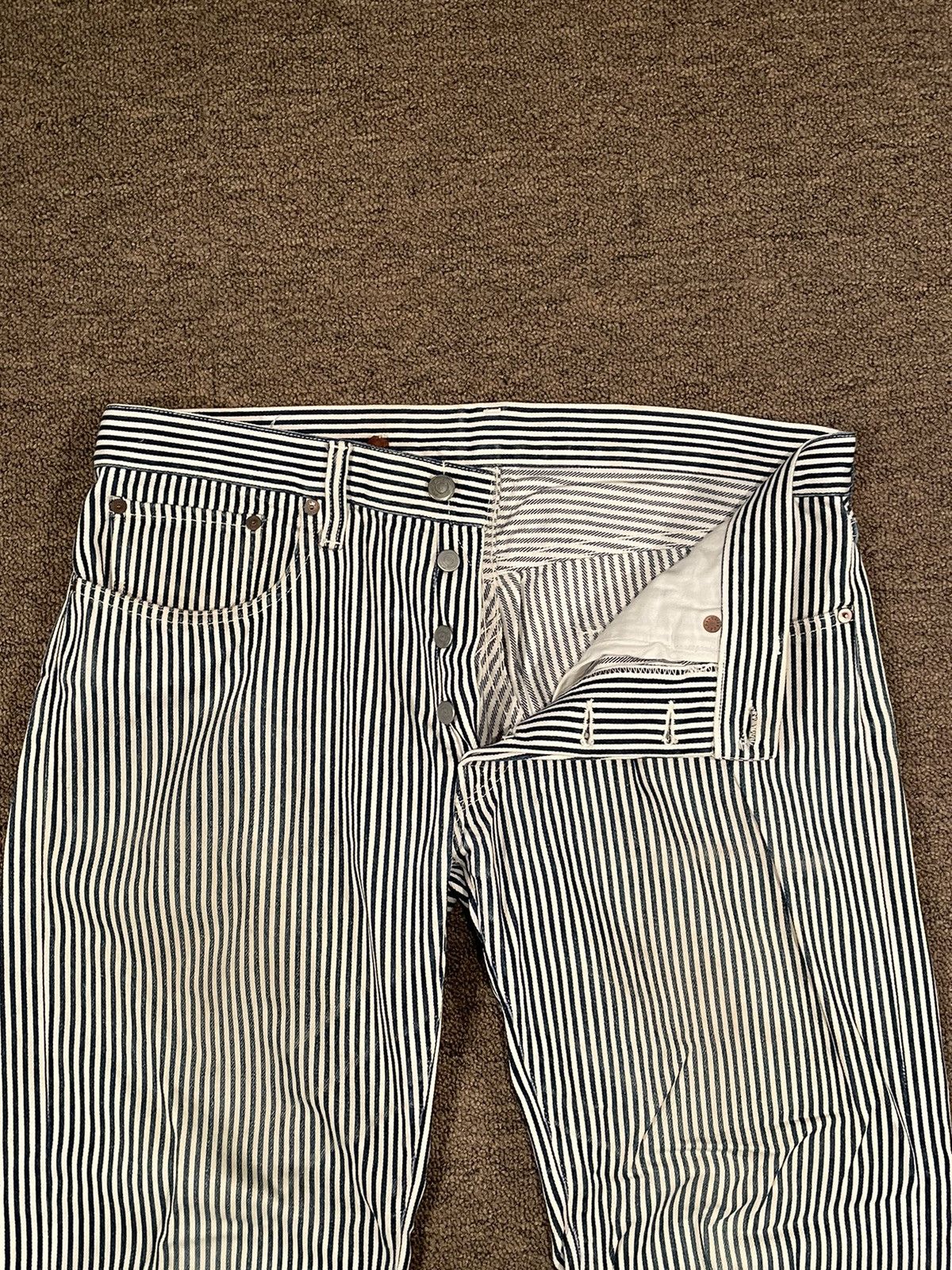 MasterPiece Blue and White Seersucker Striped Paneled Denim Size US 33 - 2 Thumbnail