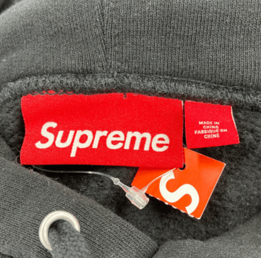 Supreme Supreme Pitbulls Embroidered Hooded Sweatshirt Size US XL / EU 56 / 4 - 4 Thumbnail