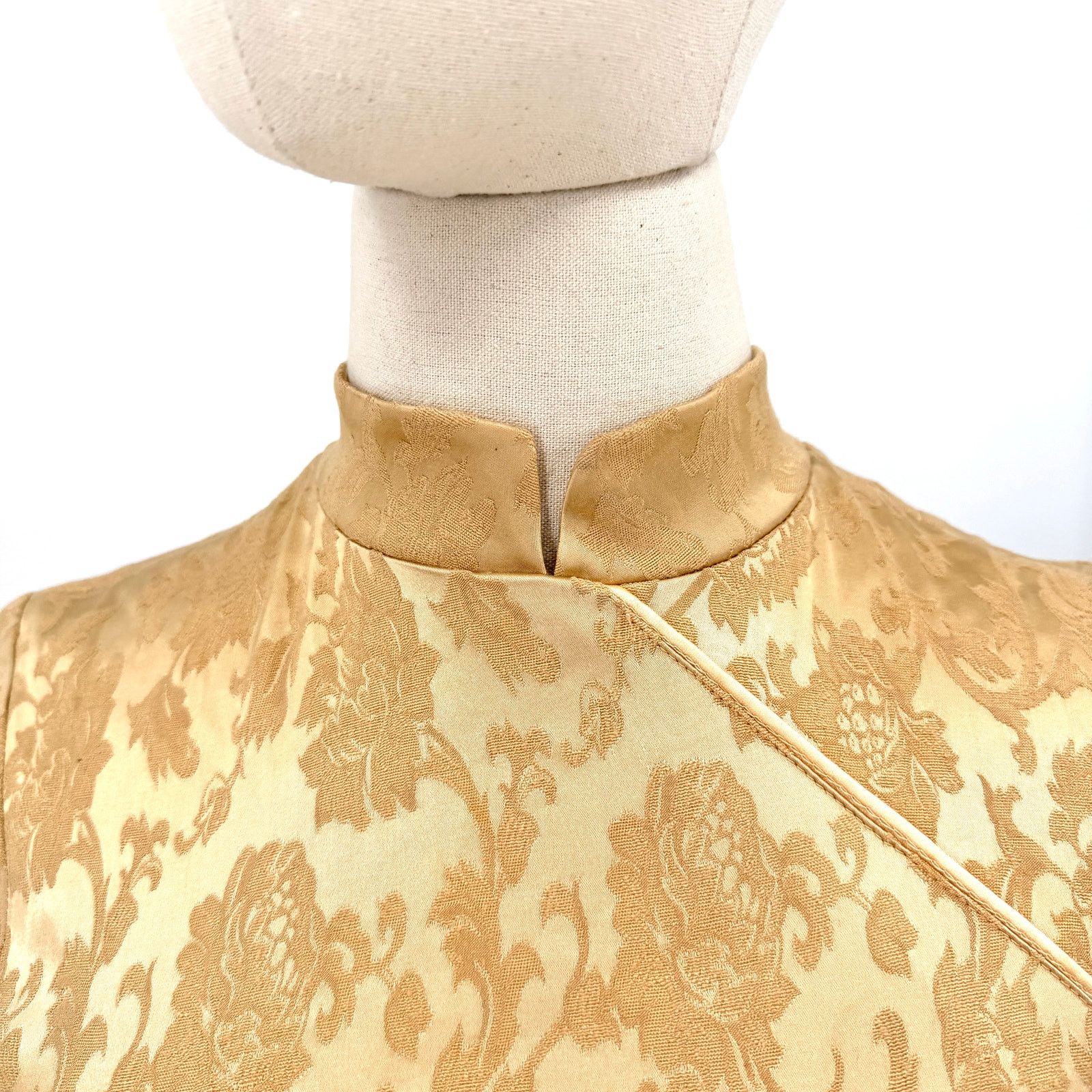 Vintage Yumi Mazao Paris Gold Floral Brocade Cheongsam Maxi Dress Size XS / US 0-2 / IT 36-38 - 2 Thumbnail