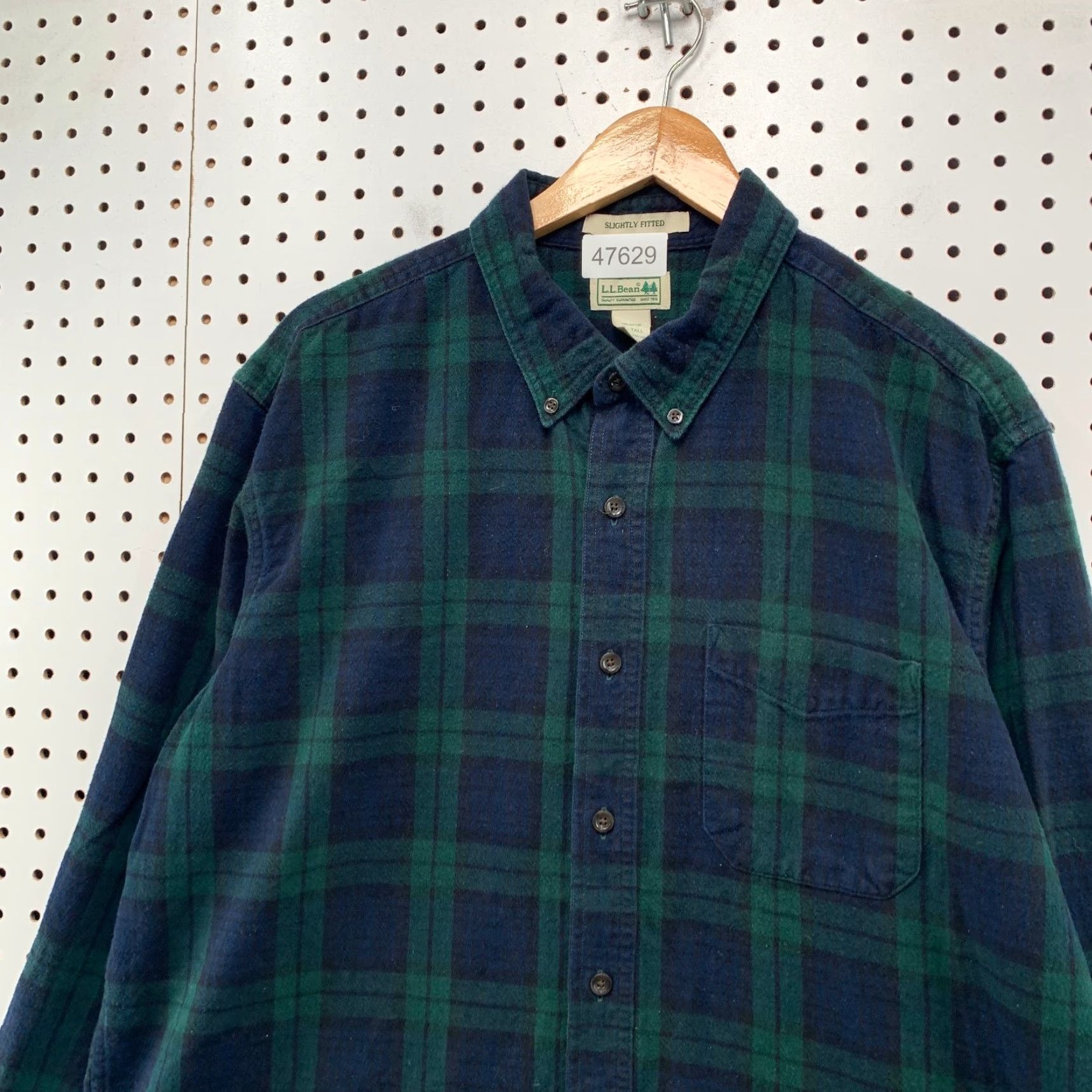 Vintage LL Bean Button Down Shirt Mens XL Tall XLT Green Tartan Plaid Slightly Fitted Size US XL / EU 56 / 4 - 6 Thumbnail
