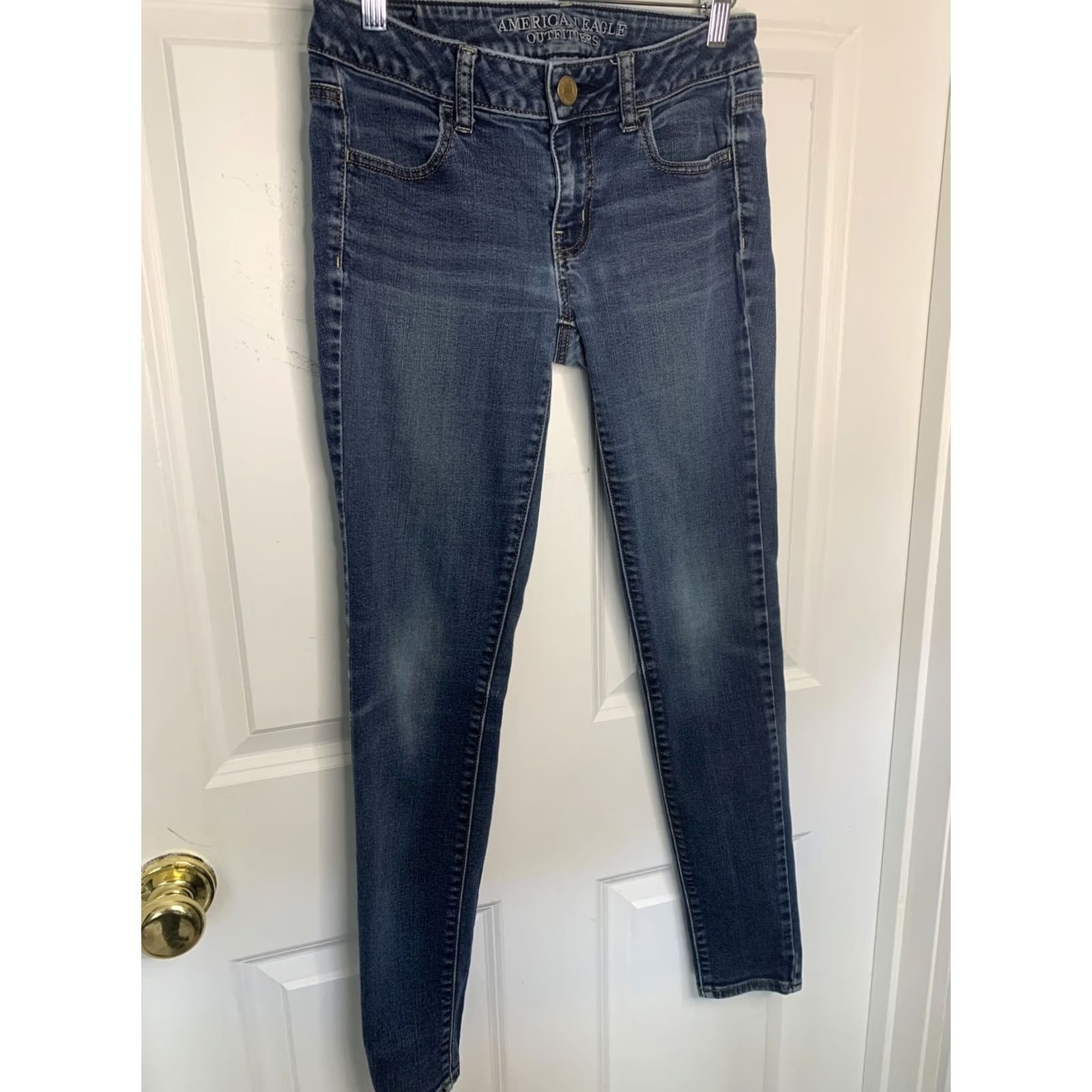 American Eagle Outfitters American Eagle Outfitters Jegging Jeans Slim Distressed Blue Size 2 Womens Regular Denim Shirt No N/A Size 26" / US 2 / IT 38 - 2 Thumbnail