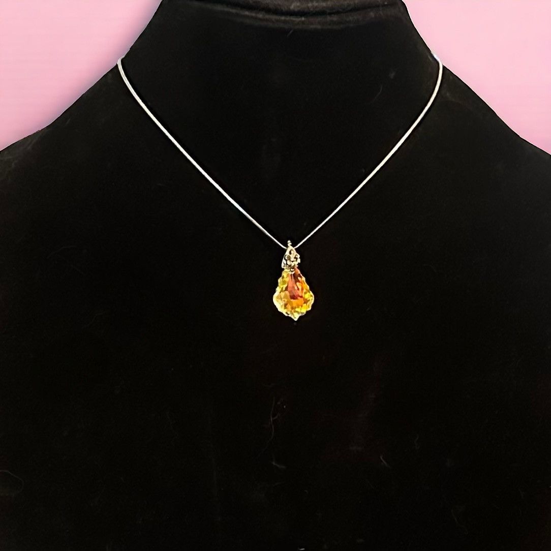 Other Silver tone aurora borealis crystal pendant necklace Size ONE SIZE - 1 Thumbnail