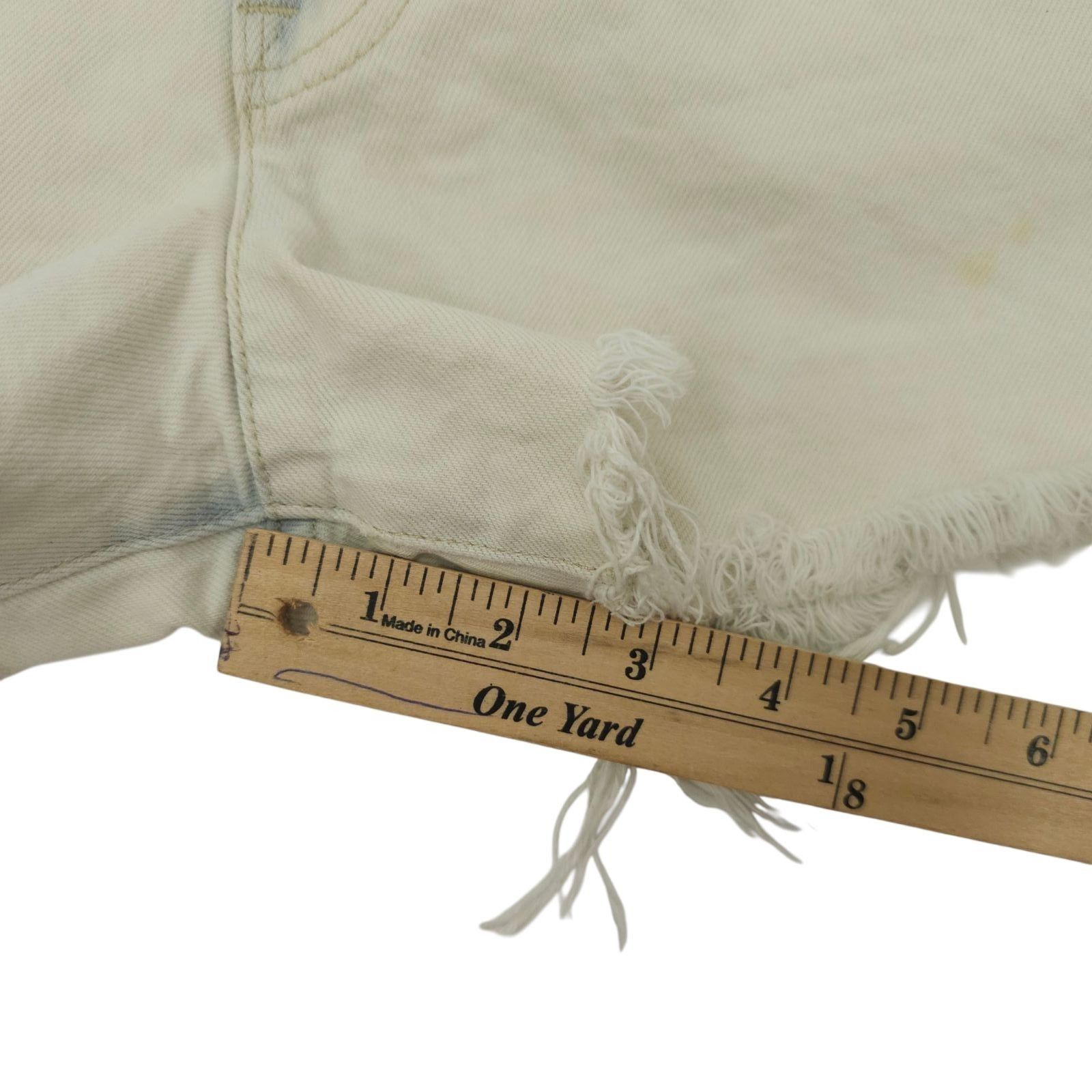 Lucky Brand Lucky Brand The Cut Off Denim Shorts 10/30 Boho White Acid W Size 32" / US 10 / IT 46 - 5 Thumbnail