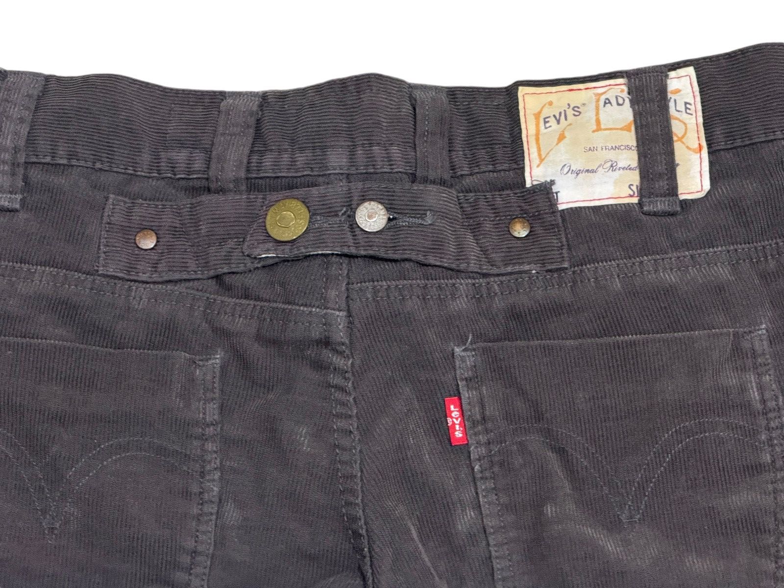 Levi's × Vintage VINTAGE LEVIS CORDUROY BUCKLE BACK LEVIS LADY SHORTPANT Size 28" / US 6 / IT 42 - 3 Thumbnail