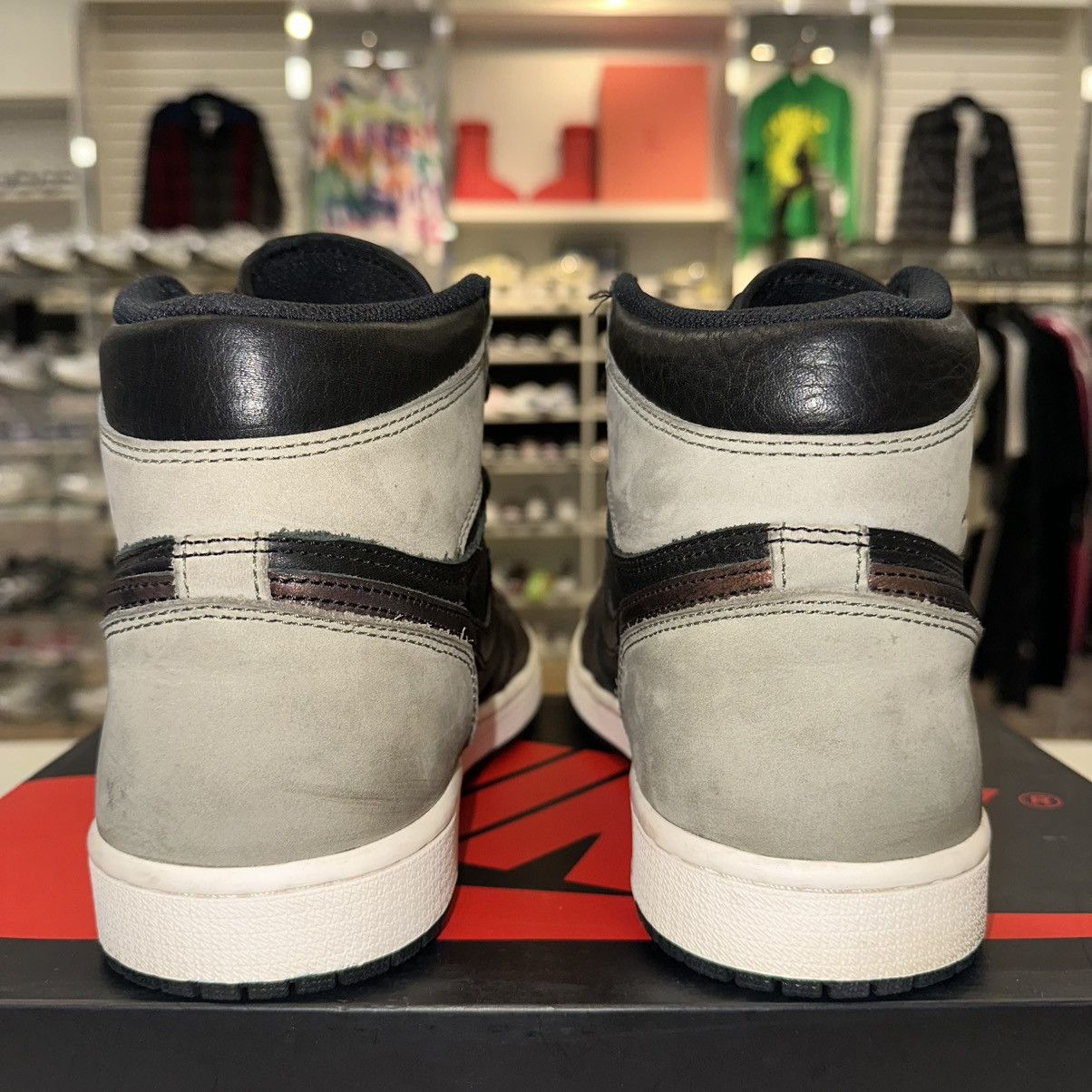 Jordan Brand Size 10 - Air Jordan 1 Retro High OG Patina 555088-033 Size US 10 / EU 43 - 4 Thumbnail