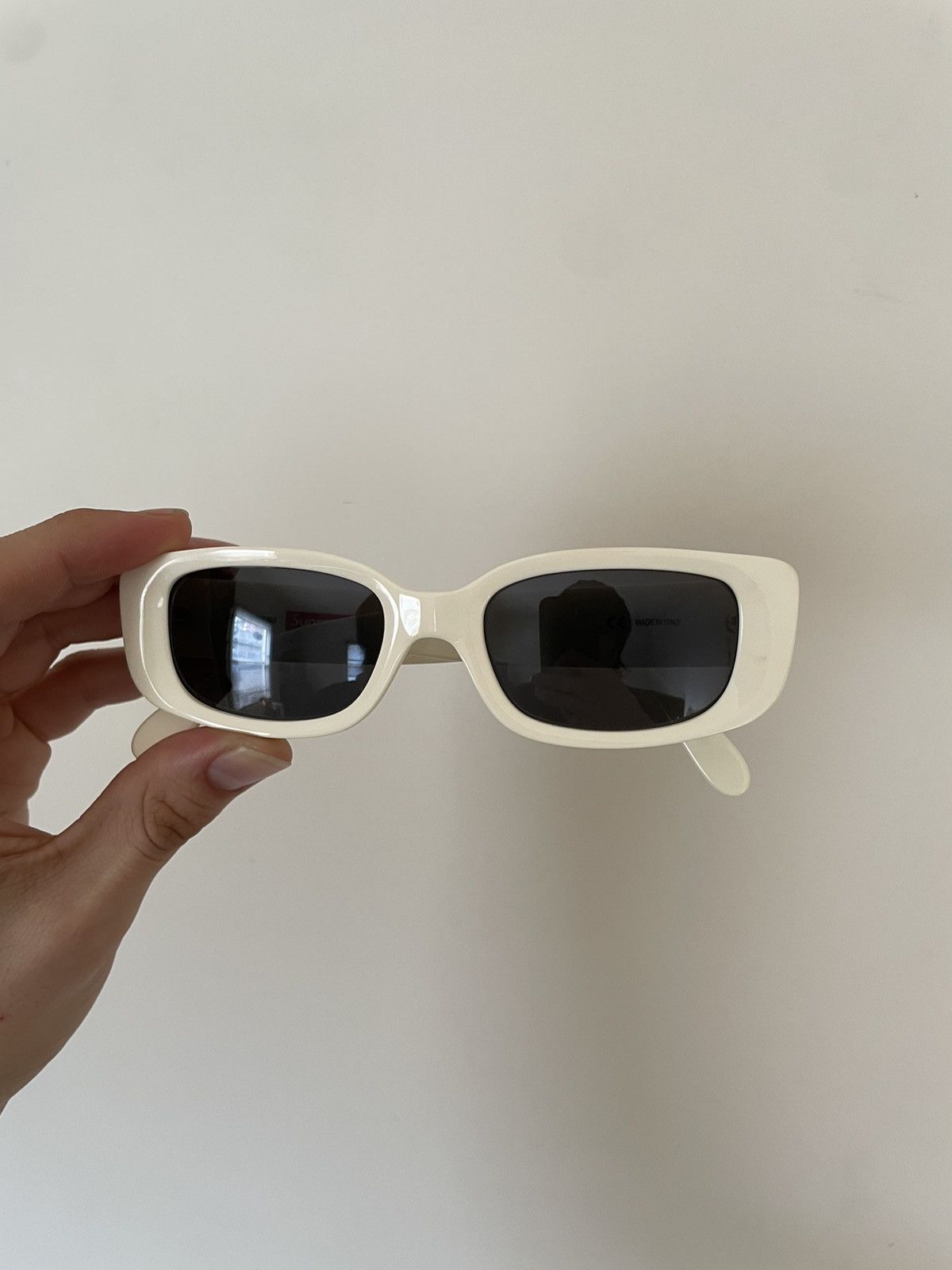 小物 Supreme Sunglasses White Supreme Dutch Sunglasses (SS24) - $178