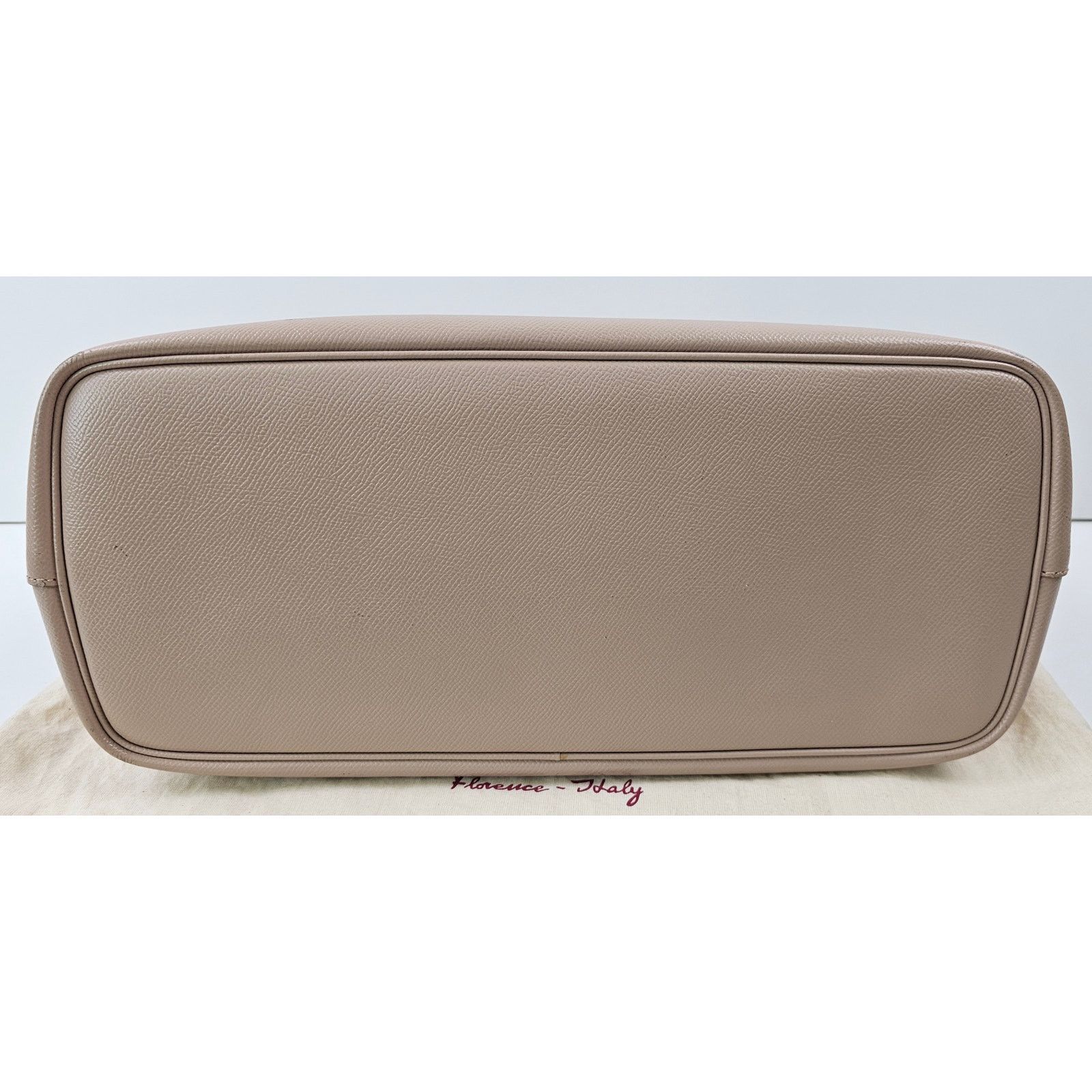 Salvatore Ferragamo Salvatore Ferragamo Vara Bow Tote pink beige color Size ONE SIZE - 9 Thumbnail