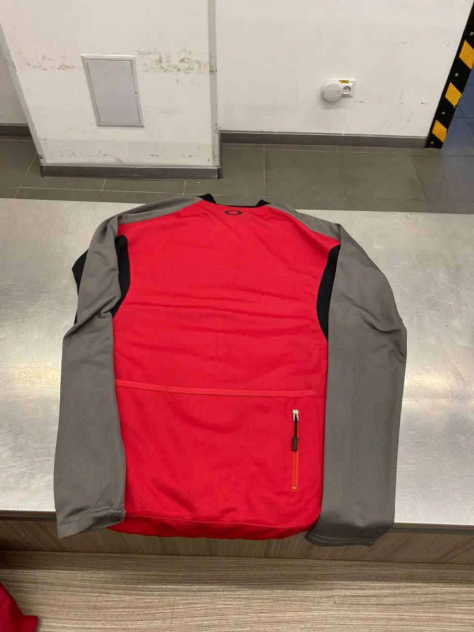 Oakley Oakley Vintage Zip Sweatshirt Size US M / EU 48-50 / 2 - 2 Thumbnail