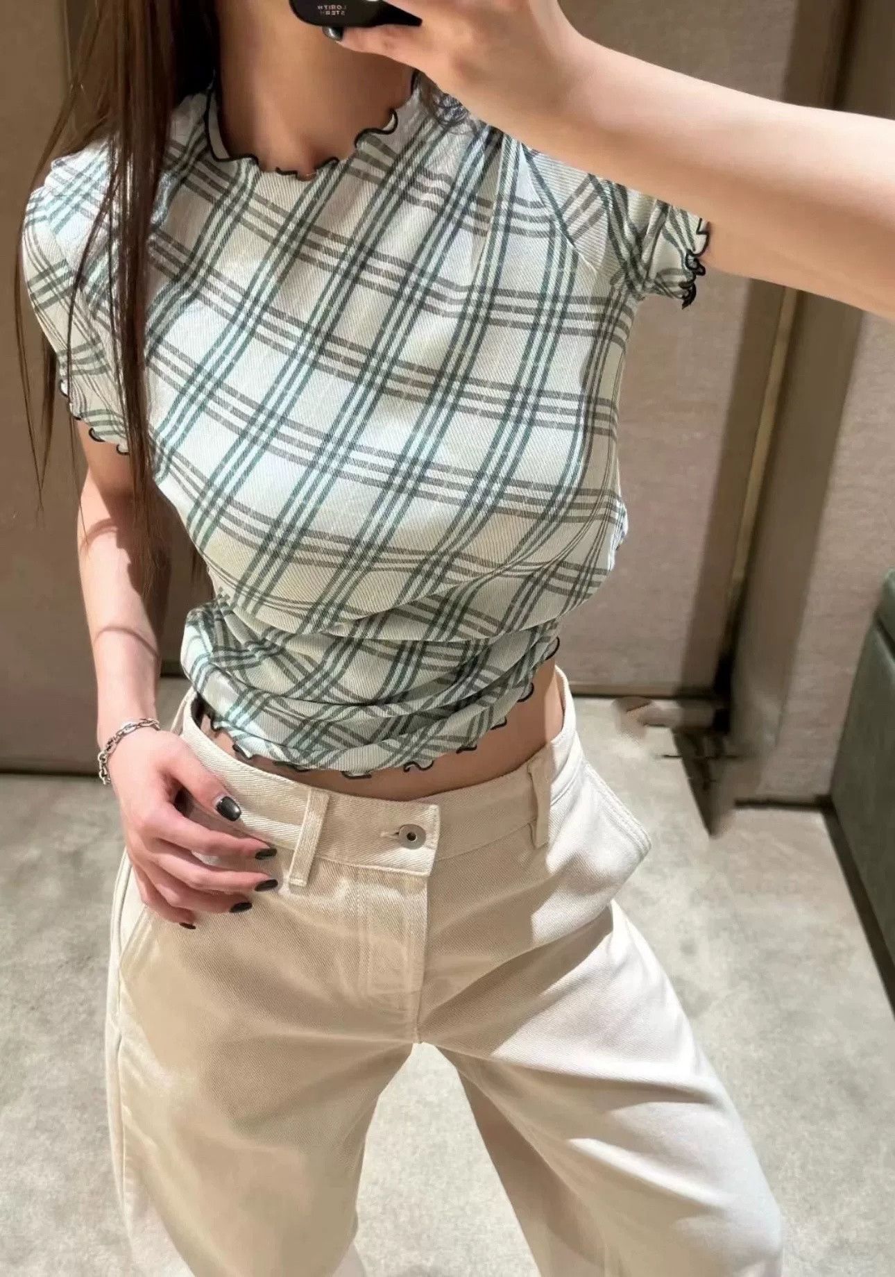 Burberry Burberry Light Green Check Ruffle Collar Short Sleeve Size US S / EU 44-46 / 1 - 7 Thumbnail