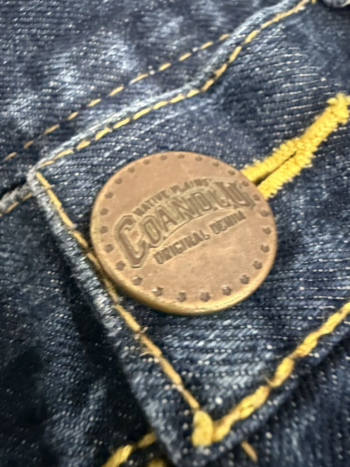 Japanese Brand 00’s CO & LU SELVEDGE RARE JAPAN BAGGY DISTRESSED JEANS Size US 32 / EU 48 - 16 Thumbnail