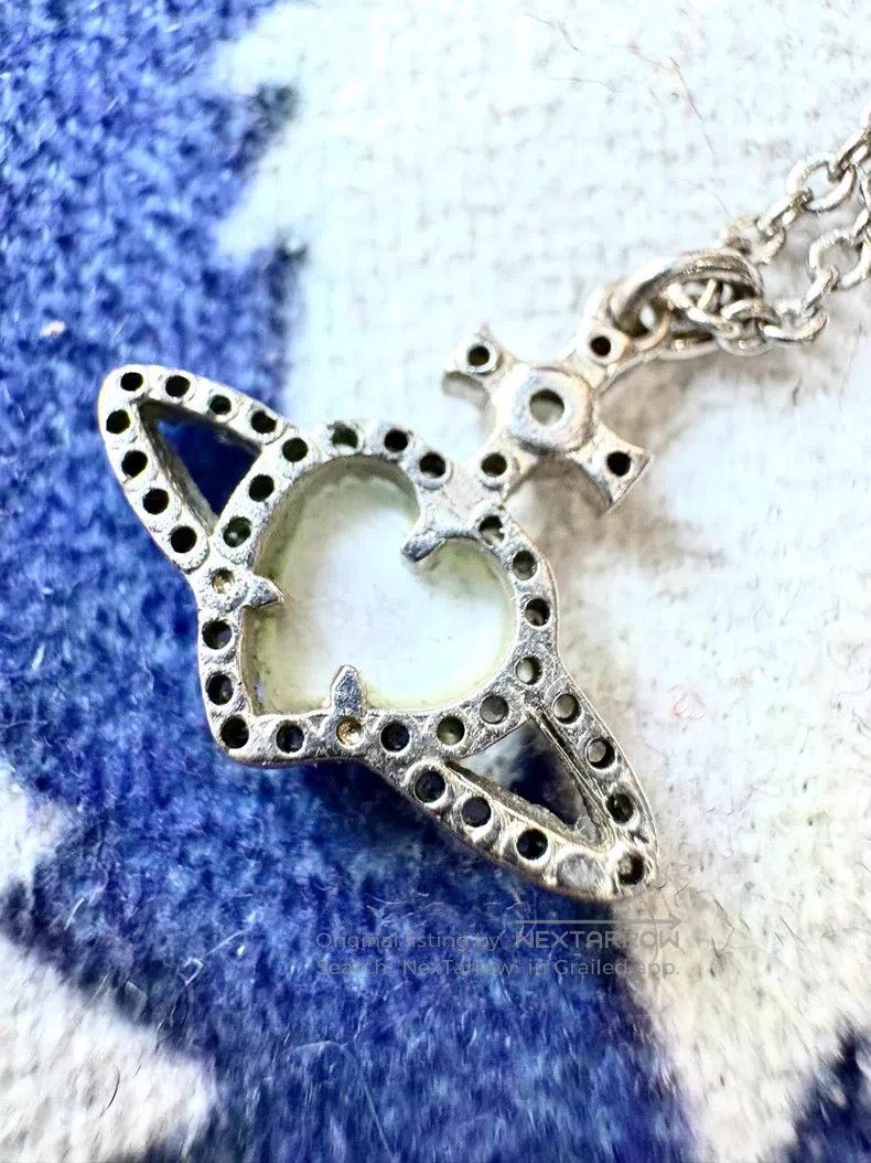 Vivienne Westwood Vivienne Westwood White Mother-of-Pearl Heart Necklace Size ONE SIZE - 4 Thumbnail