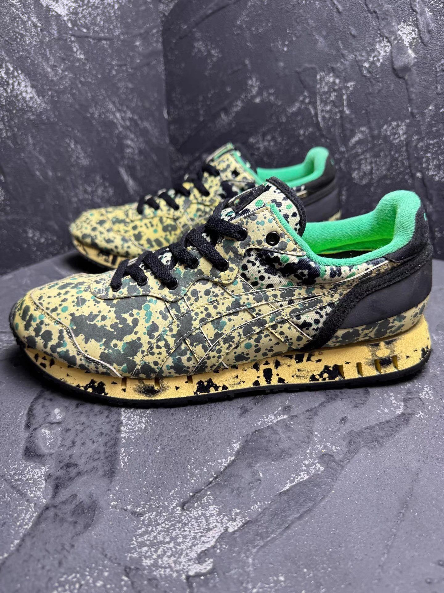 Asics Asics Onitsuka Tiger Camouflage Running Shoes Q10 Size US 10 / EU 43 - 2 Thumbnail