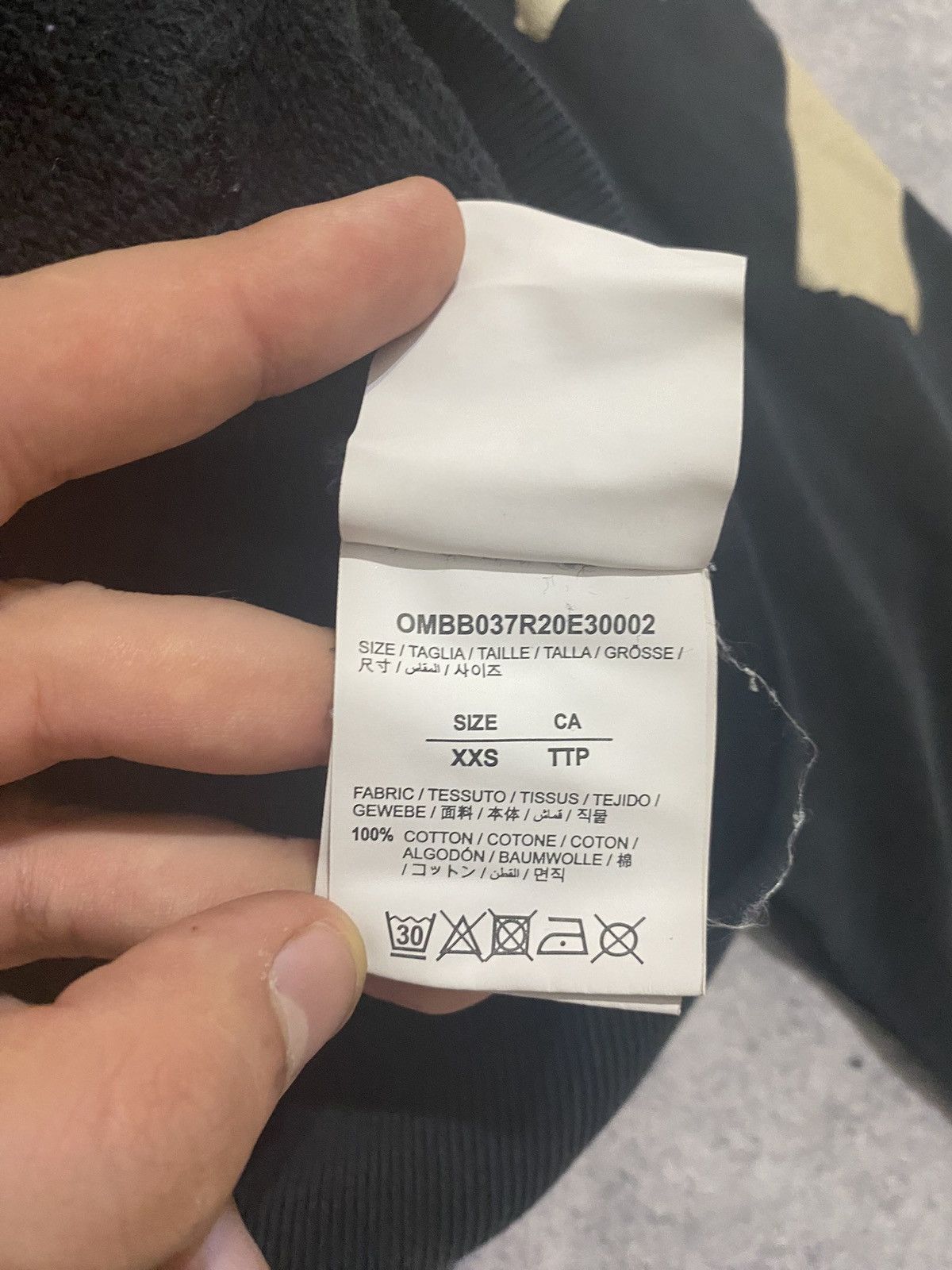 Off-White Off-White Gold Tape Arrow Hoodie Size XXS Size US XXS / EU 40 - 14 Thumbnail