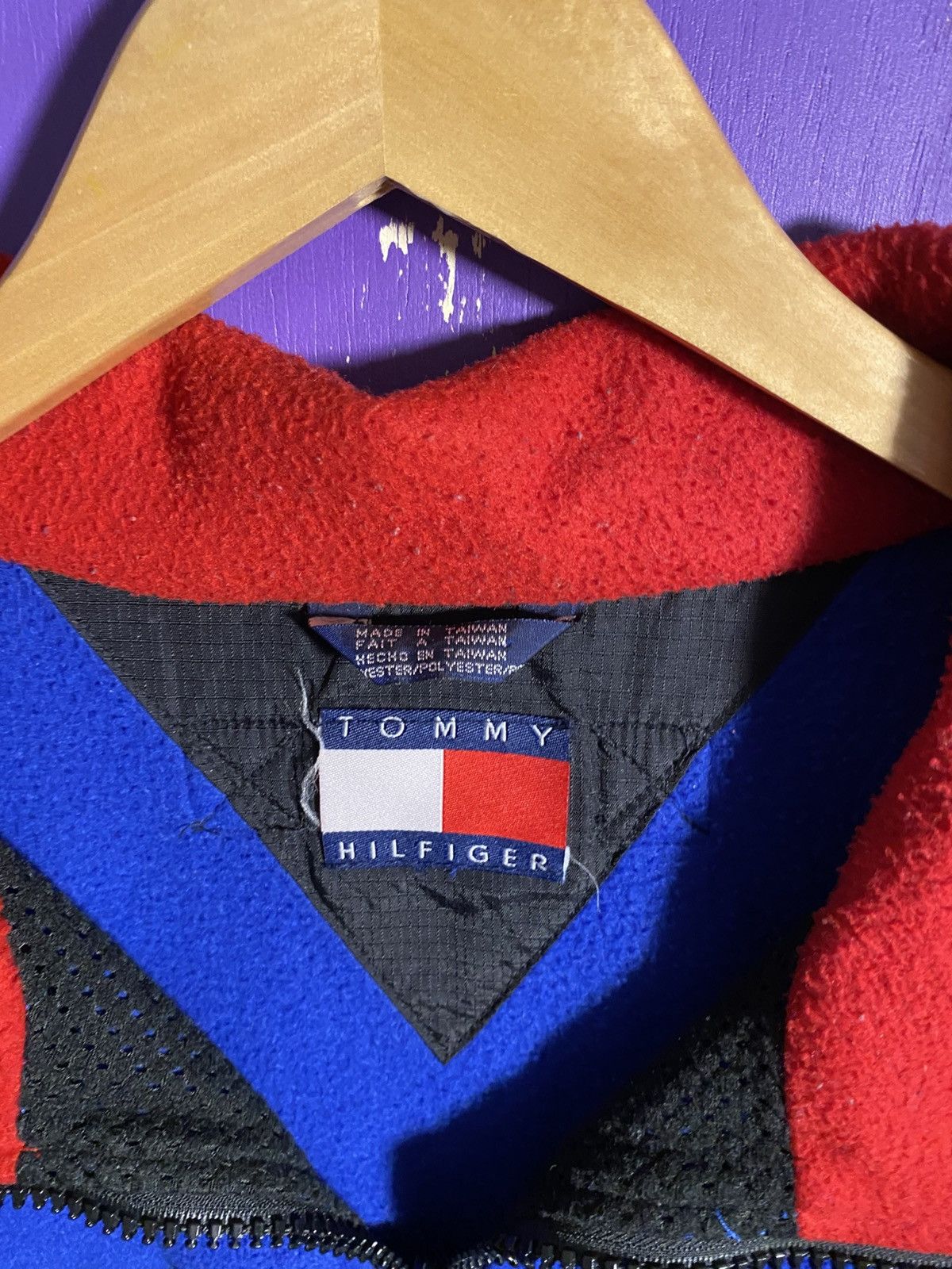 Tommy Hilfiger Vintage 90s Tommy Hilfiger fleece vest Size US XL / EU 56 / 4 - 4 Thumbnail