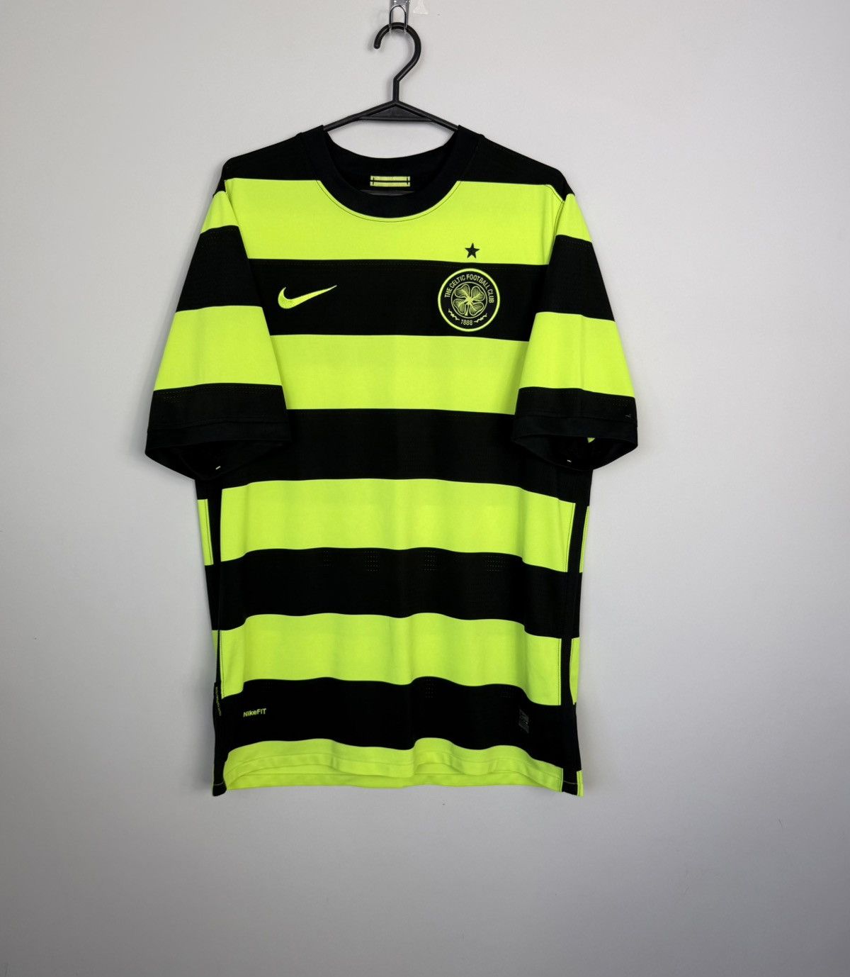 Nike Nike Celtic 2009/2011 Soccer Jersey Size US L / EU 52-54 / 3 - 1 Thumbnail