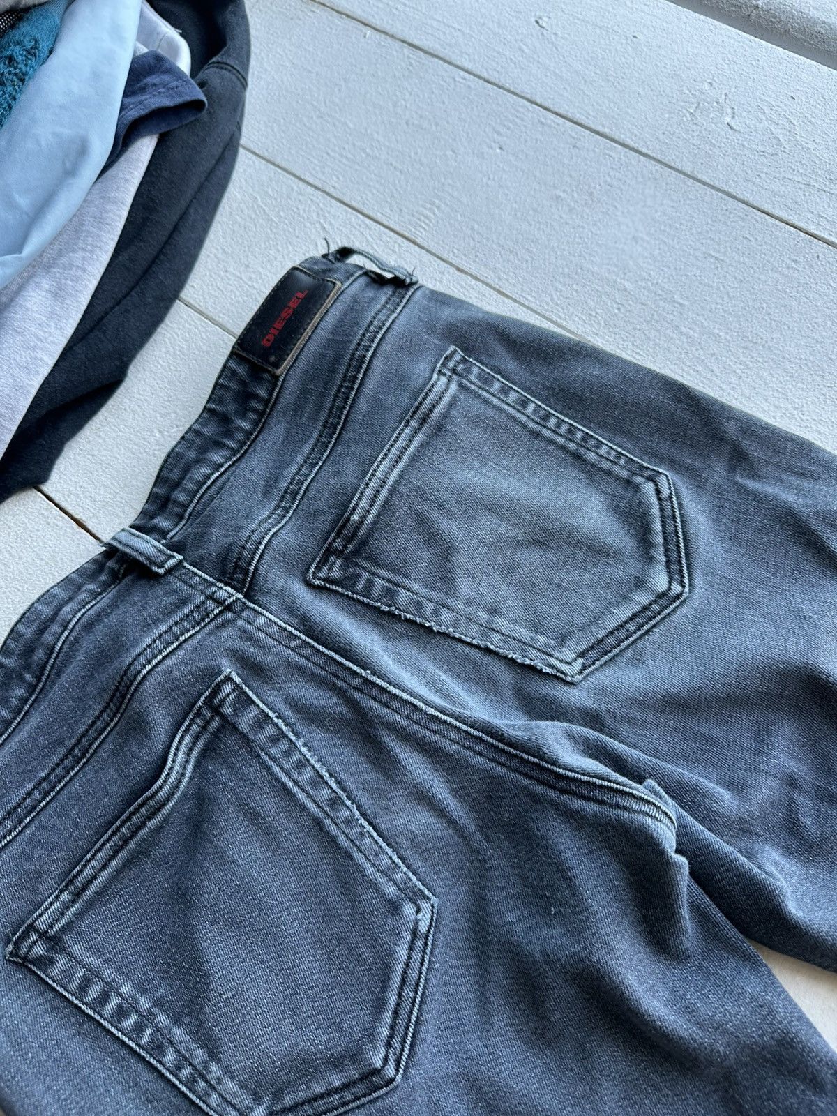 Diesel × Vintage 🚨Gothic Diesel Regular Slim relax Flared Jeans Womens Size 28" / US 6 / IT 42 - 10 Thumbnail
