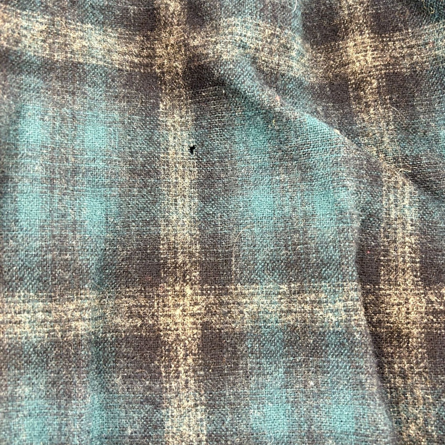 Pendleton VINTAGE Pendleton Shirt Mens XL Blue Black Loop Collar Wool Flannel Shadow Plaid Size US XL / EU 56 / 4 - 6 Thumbnail