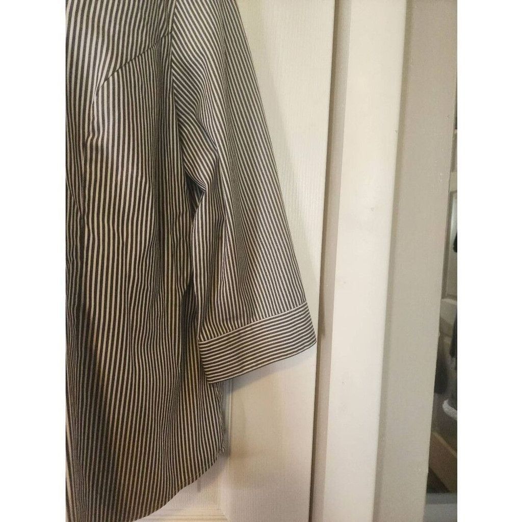 Other Christopher & Banks Gray and White Striped Blouse Size L / US 10 / IT 46 - 3 Thumbnail
