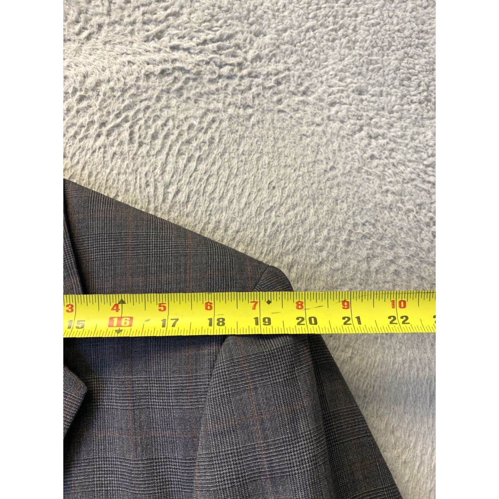 Vintage VINTAGE Hickey Freeman men's blazer Wool plaid Single-breasted size 42 Regular gray formal jacket Size 42R - 7 Thumbnail