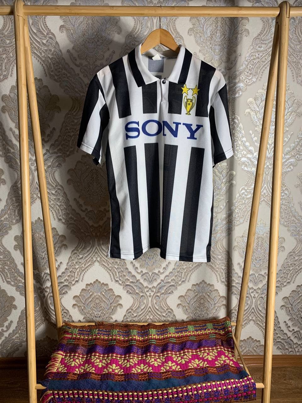 Vintage VERY RARE SONY FC JUVENTUS ITALY SOCCER JERSEY RETRO 90s Y2K Size US L / EU 52-54 / 3 - 1 Thumbnail