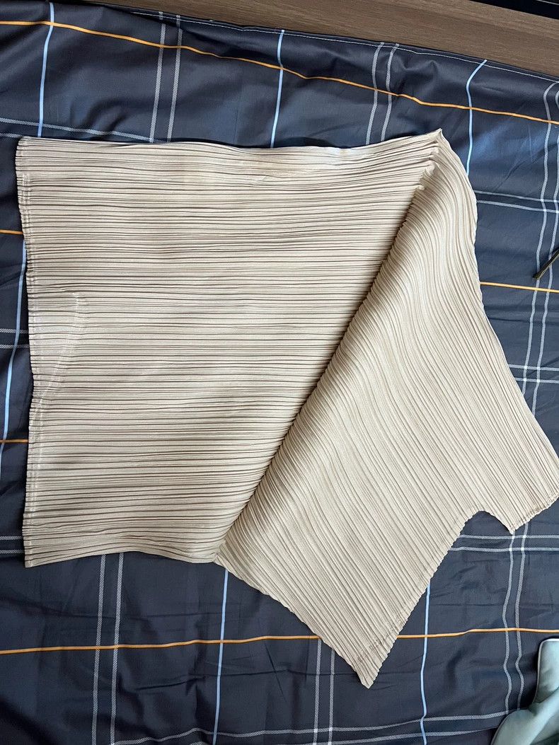 Other Issey Miyake size:one size Beige gold pleated asymmetrical Size XS / US 0-2 / IT 36-38 - 3 Thumbnail