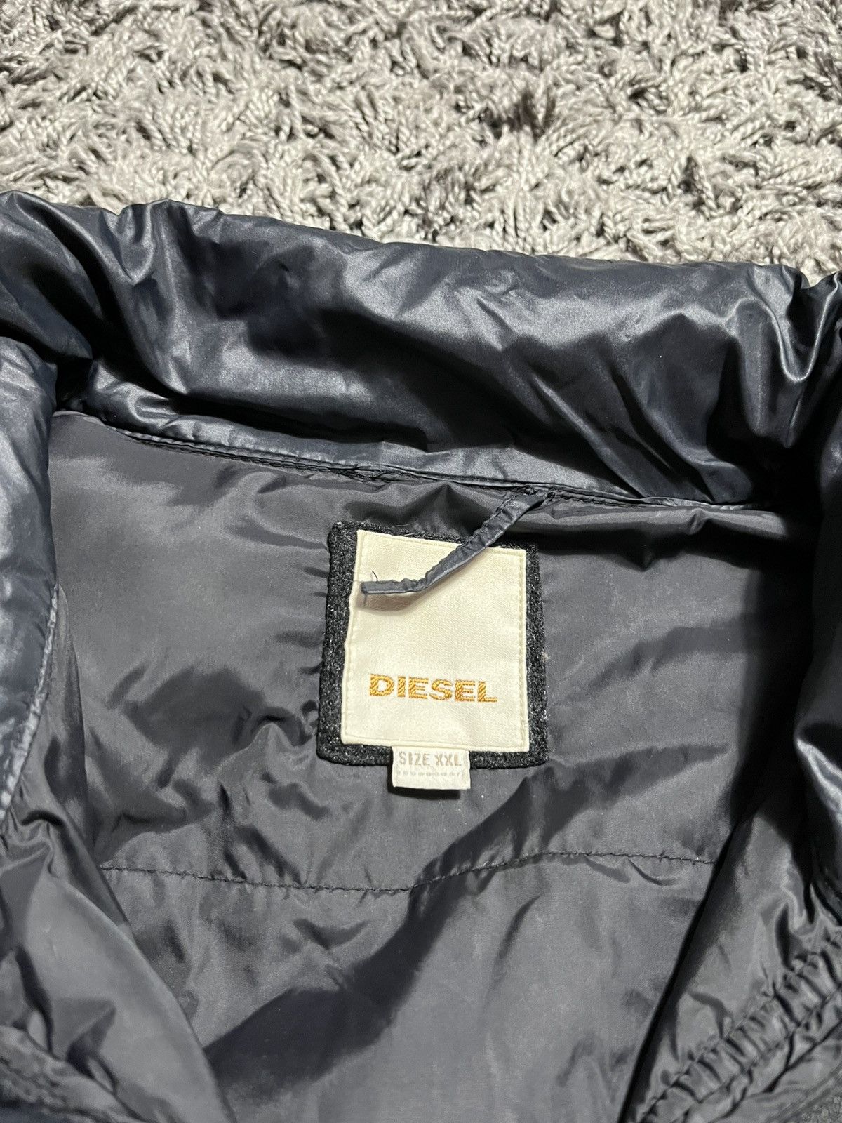 Diesel DIESEL AVANT GARDE STYLE PUFFER MENS SIZE XL Size US XL / EU 56 / 4 - 2 Thumbnail