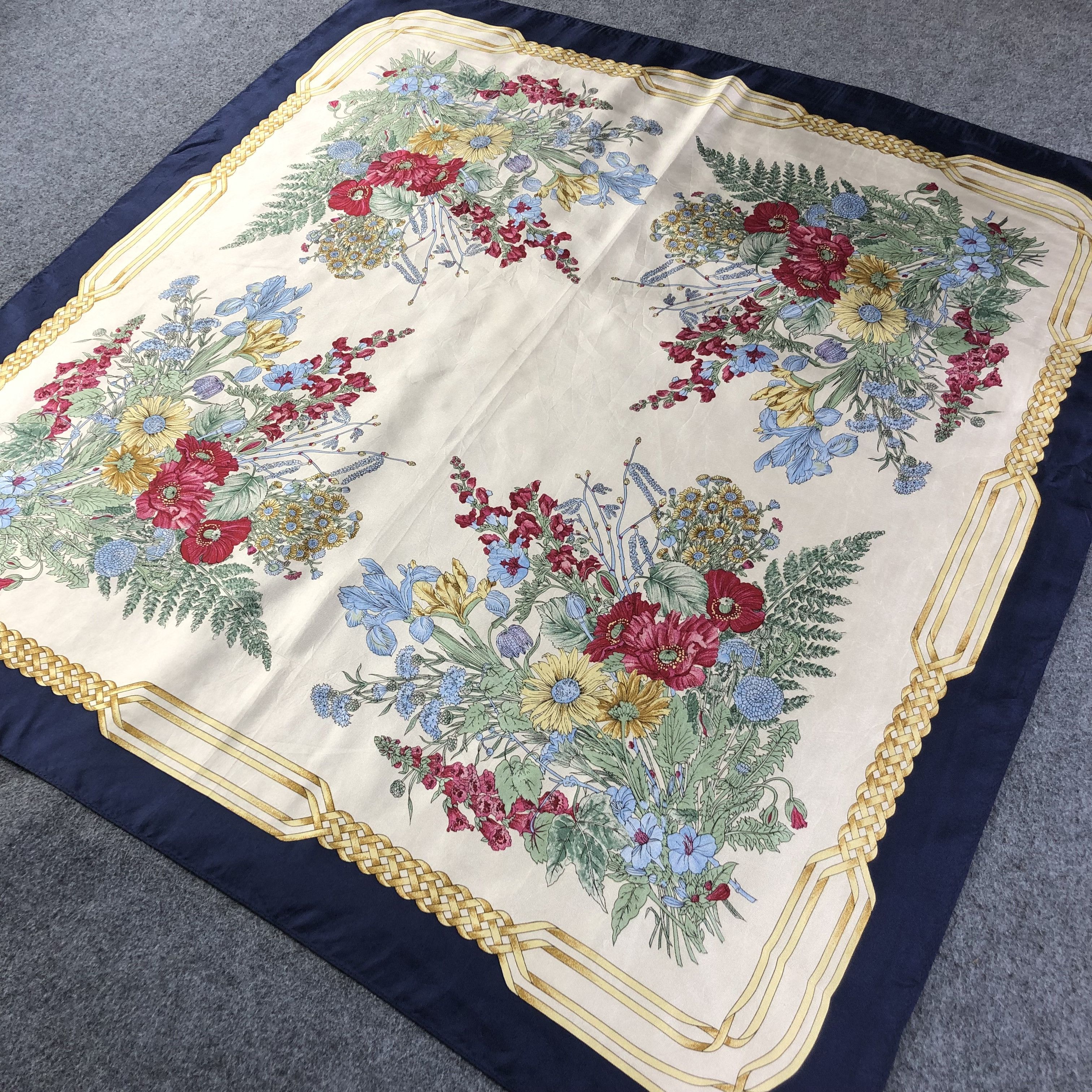 Luxury Floral Silk Scarf M722