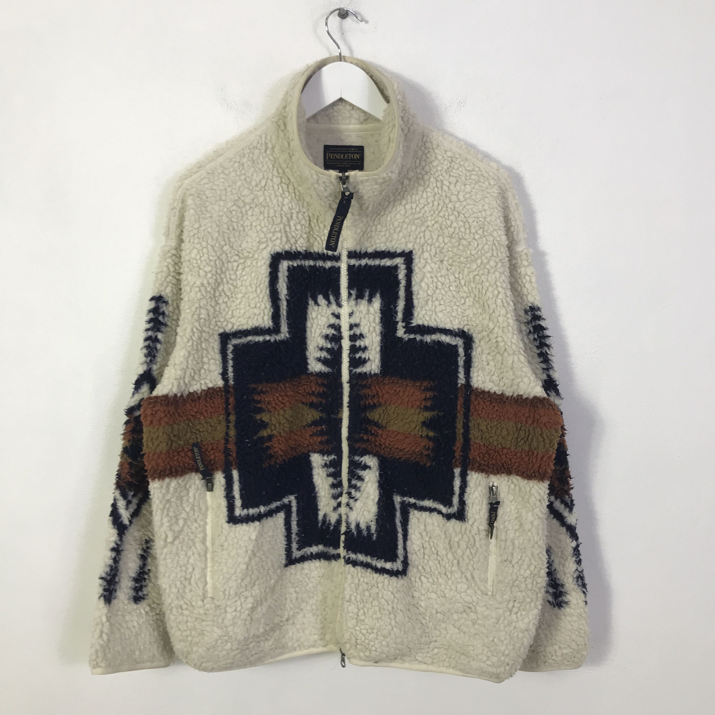 Pendleton pendleton sherpa fleece navajo jacket K85B18 Size US L / EU 52-54 / 3 - 1 Thumbnail