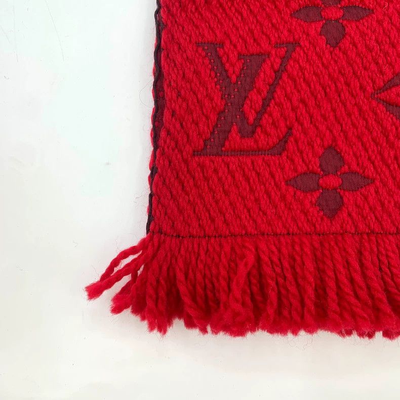Louis Vuitton Louis Vuitton Red logo presbyopic full print wool fringe s Size ONE SIZE - 4 Thumbnail