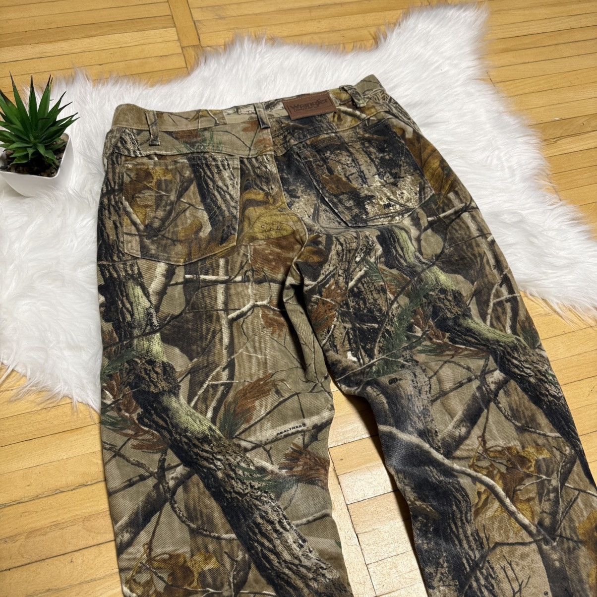 Wrangler 📌 Vintage Wrangler Realtree Camo Y2K Baggy Jeans Rare Size 38" / US 16 / IT 52 - 4 Thumbnail