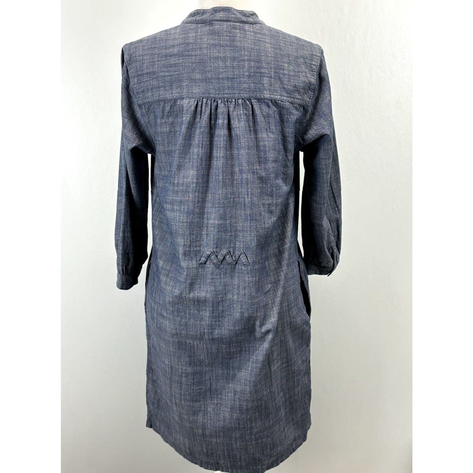 Patagonia Patagonia Organic Cotton Shift Dress 4 Blue Pockets Short No Belt Snap Front Bag? Size 27" / US 4 / IT 40 - 3 Thumbnail