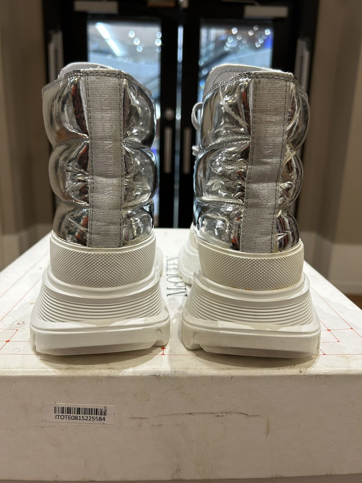 Alexander McQueen Alexander McQueen Tread Slick Boots Sliver Size US 5 / IT 35 - 3 Thumbnail