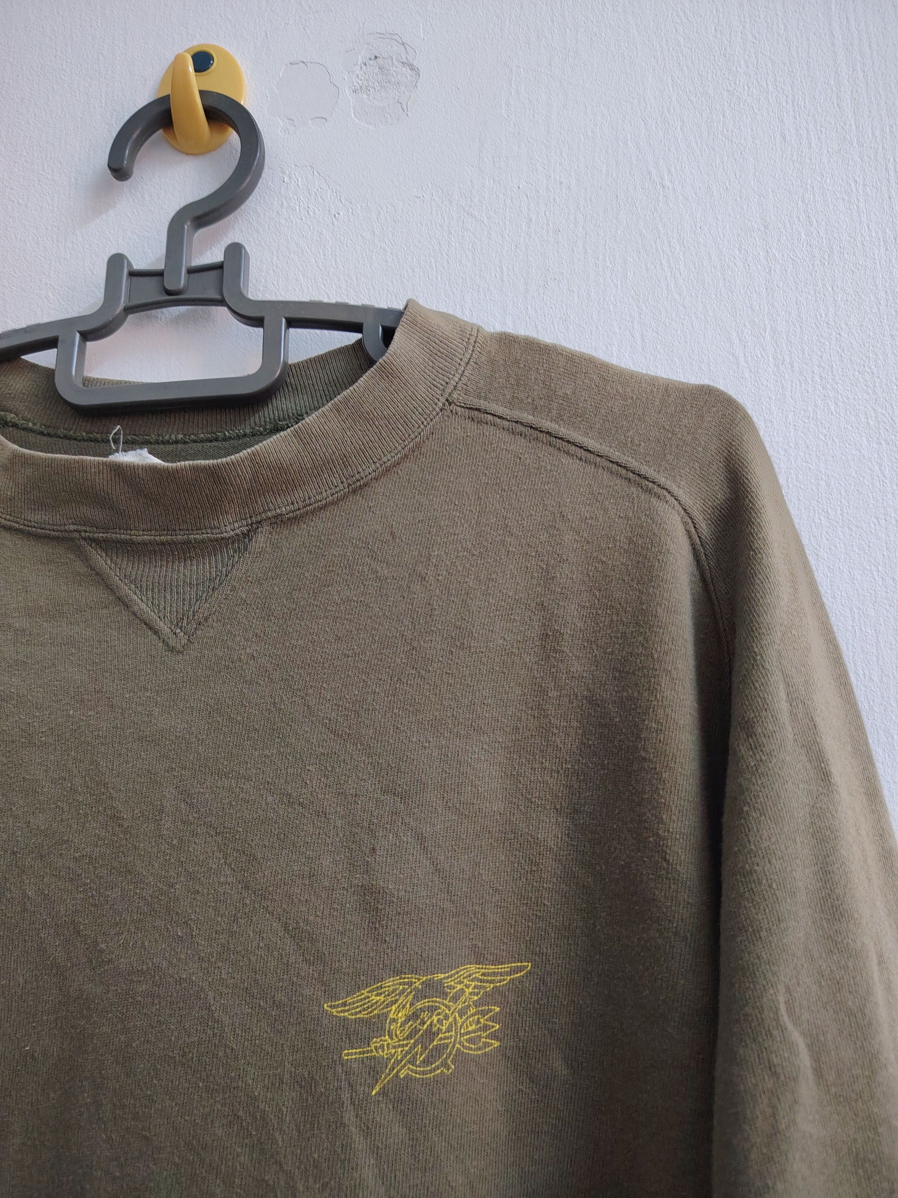 Wtaps Wtaps CategoryFiguration 'Seal Trident' Sweatshirt Size US L / EU 52-54 / 3 - 3 Thumbnail