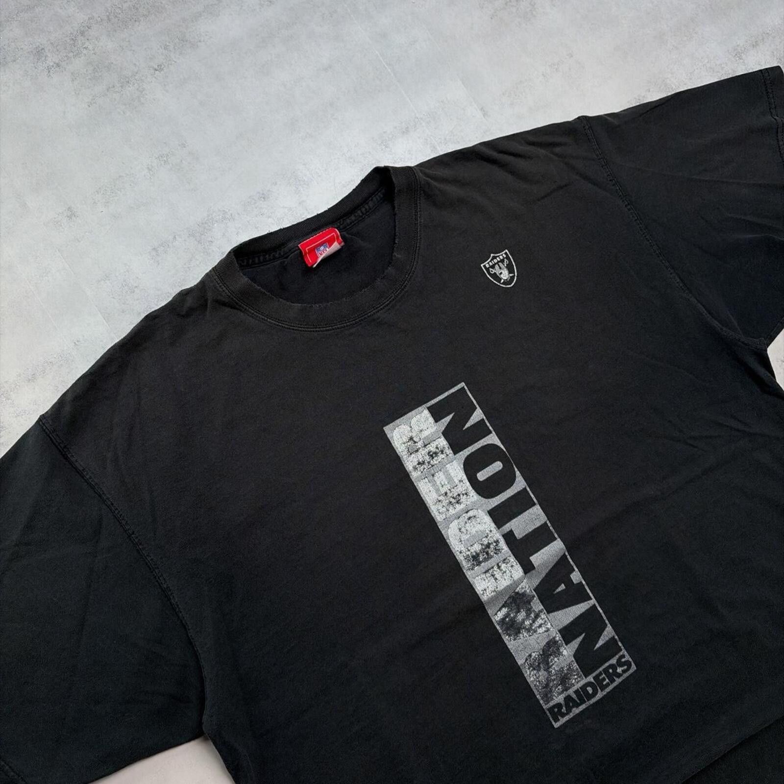 NFL Vintage NFL Raiders Nation Football Distressed Faded T-Shirt Size US XXL / EU 58 / 5 - 4 Thumbnail
