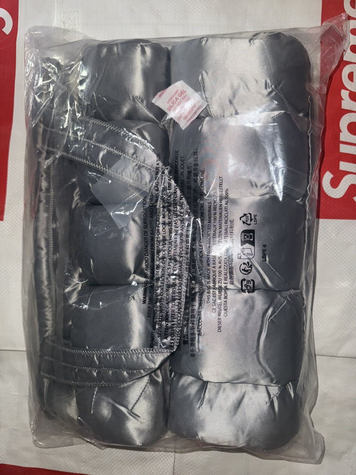 バッグ Supreme Girbaud Pokachu Puffer Tote Bag Supreme Marithé + François Girbaud Pokachu Puffer Tote Bag
