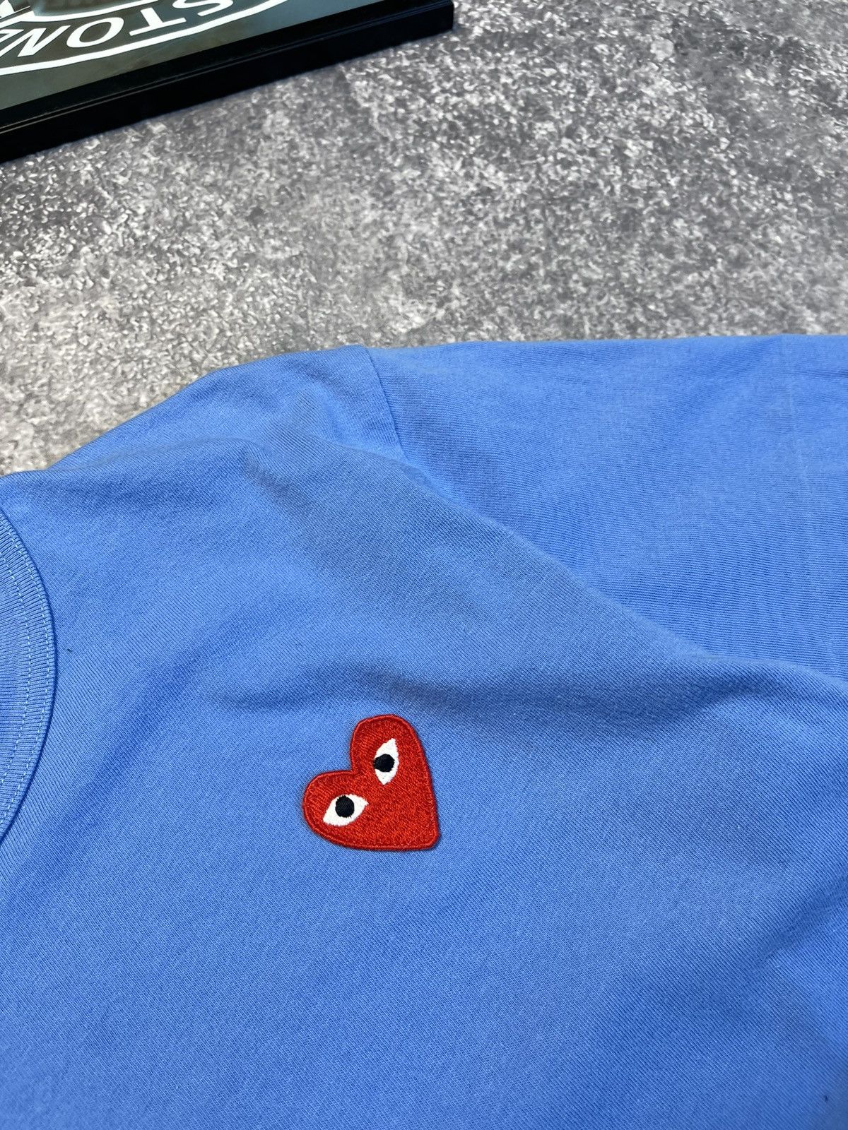 Comme des Garcons × Japanese Brand Comme Des Garcons Play Black Heart logo tee Japan y2k Size US S / EU 44-46 / 1 - 4 Thumbnail