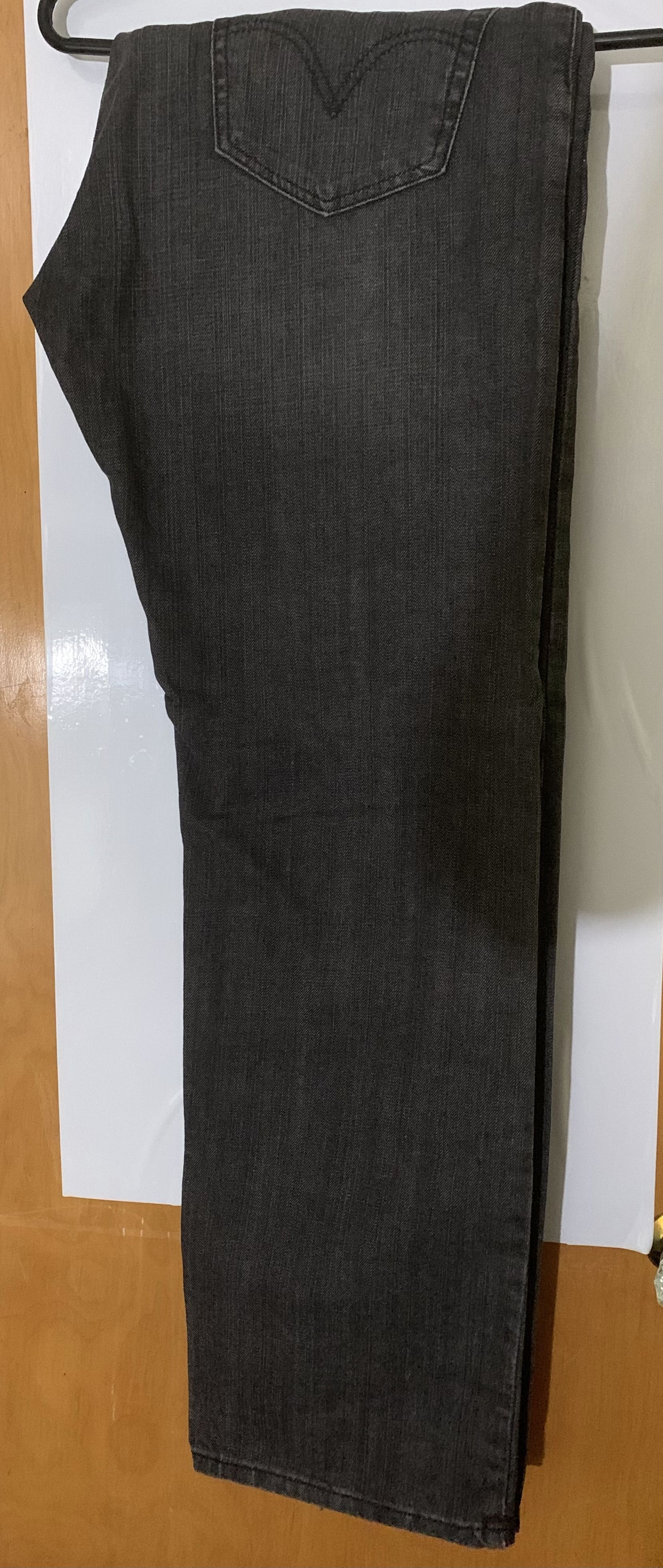 Levi's Levis 505 Jeans Men's 38x32 Black Wash Denim Straight Fit Size US 38 / EU 54 - 2 Thumbnail