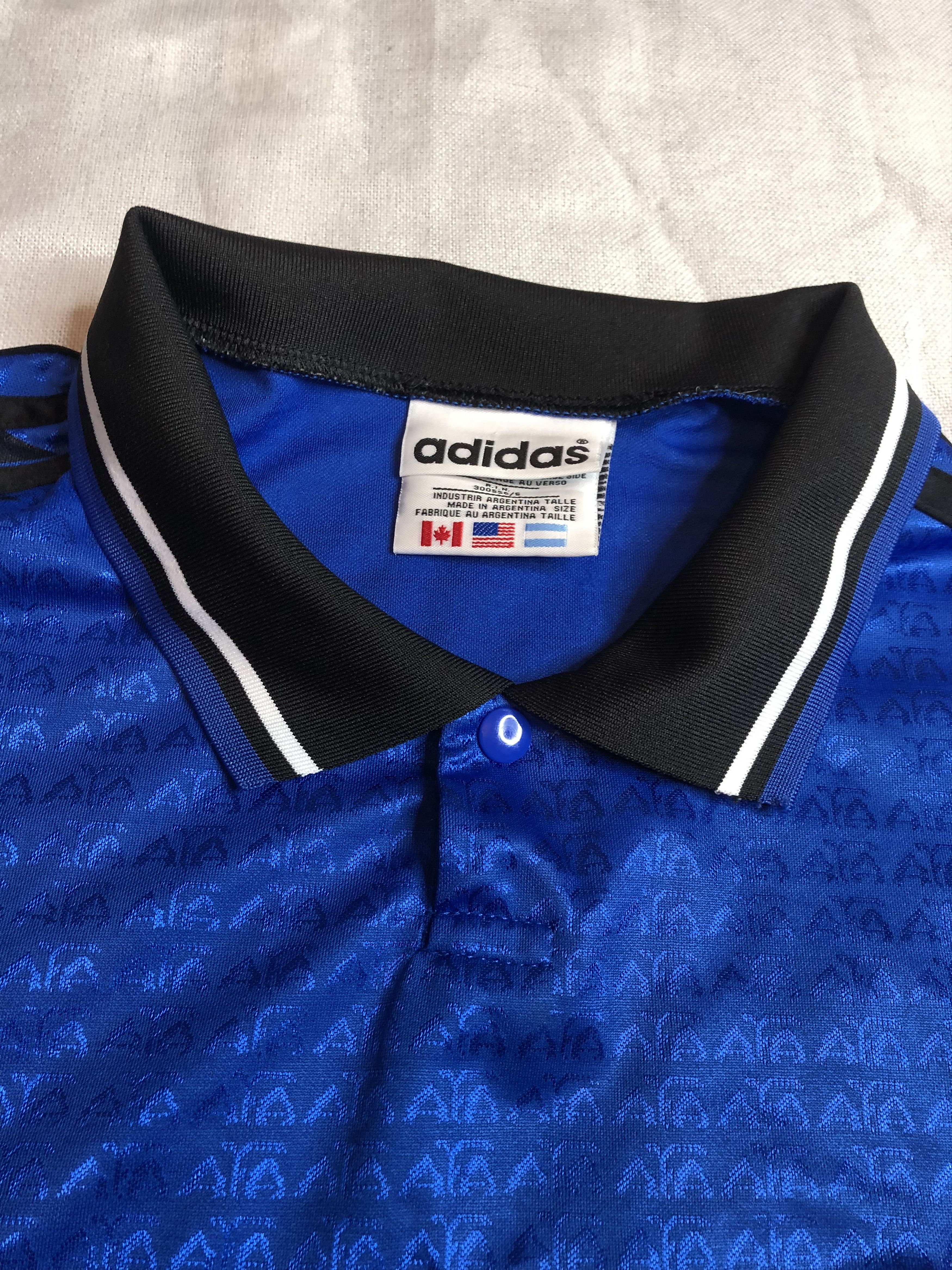 Adidas Vintage Messi Argentina Blue Soccer Jersey Size US M / EU 48-50 / 2 - 4 Thumbnail