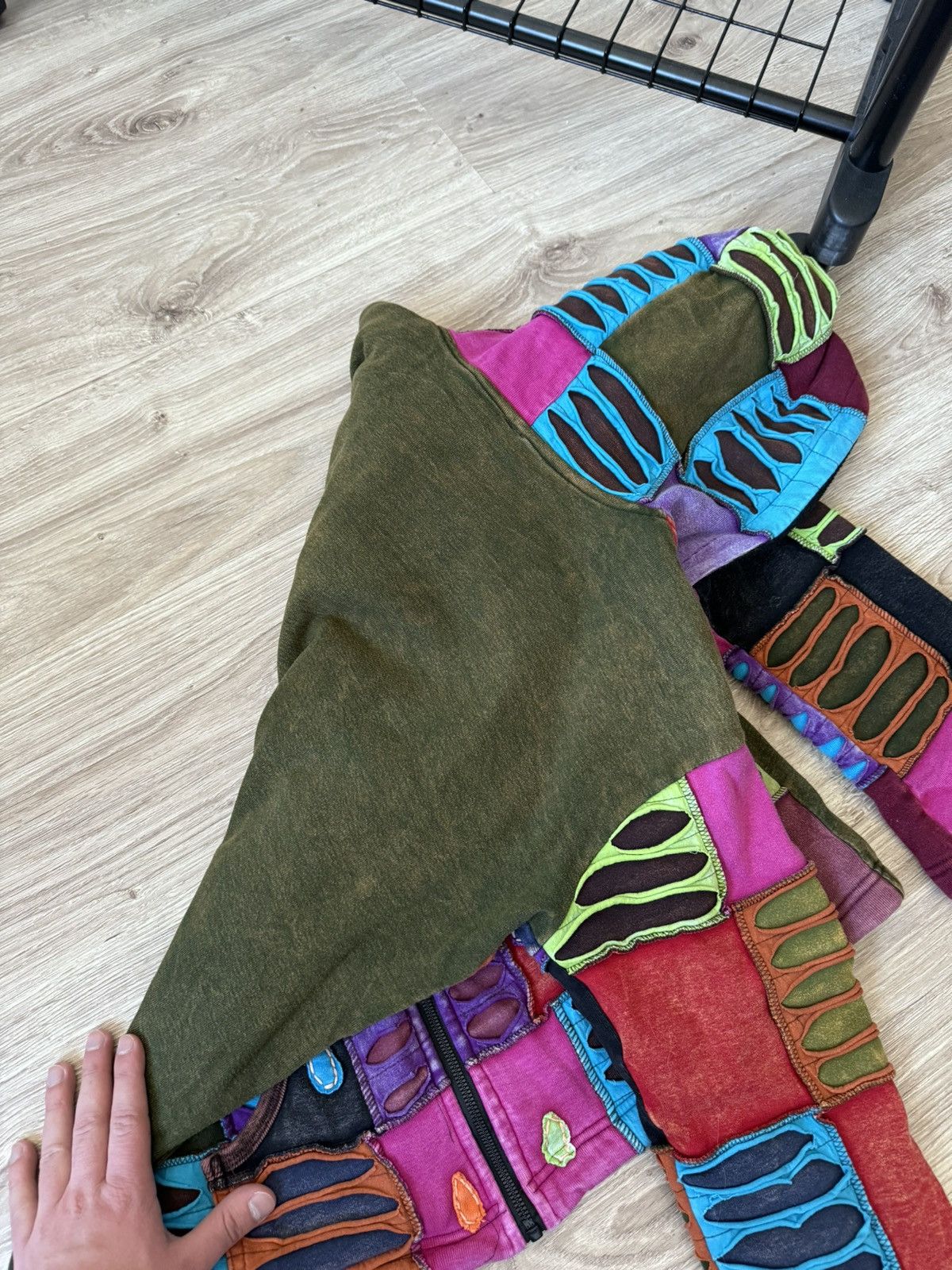 Vintage Vintage Y2K Japanese Patchwork Flowers Nepal Fleece Hoodie Size L / US 10 / IT 46 - 6 Thumbnail