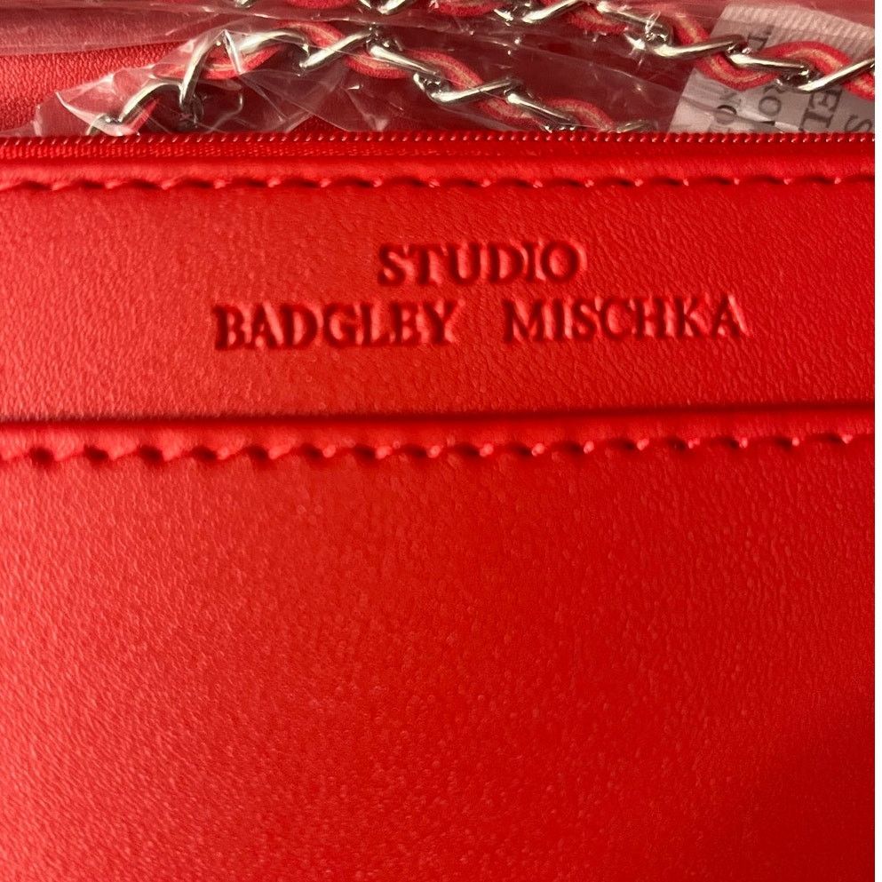 Badgley Mischka Badgley Mischka Quilted Crossbody Bag Red Vegan Leather Size ONE SIZE - 12 Thumbnail