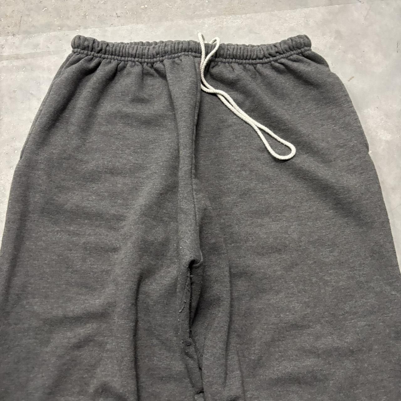 Japanese Brand × Vintage Crazy Vintage Y2K/2000s Baggy Dark Grey Streetwear Skater Comfy Essential Sweatpants! Size US 32 / EU 48 - 4 Thumbnail