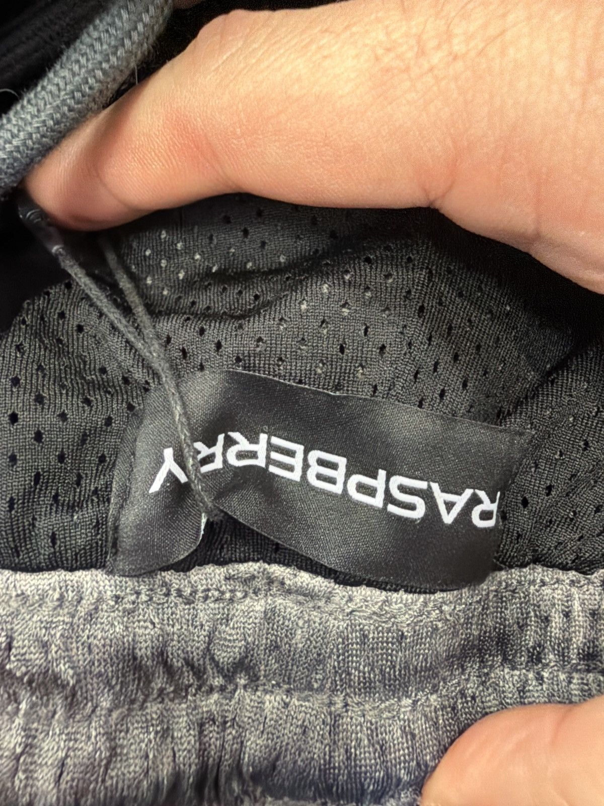 The GV Gallery The gv gallery raspberry hills mesh sweat pant black Size US 34 / EU 50 - 5 Thumbnail